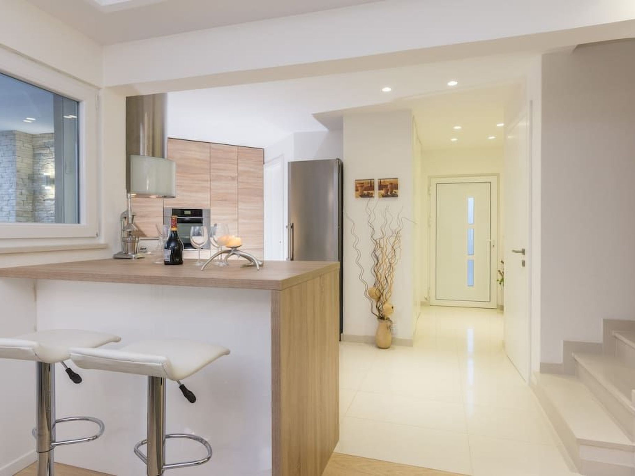 Luxuriöse Villa White Rose mit Pool in der Nähe von Zrče Beach-Image-tags.info