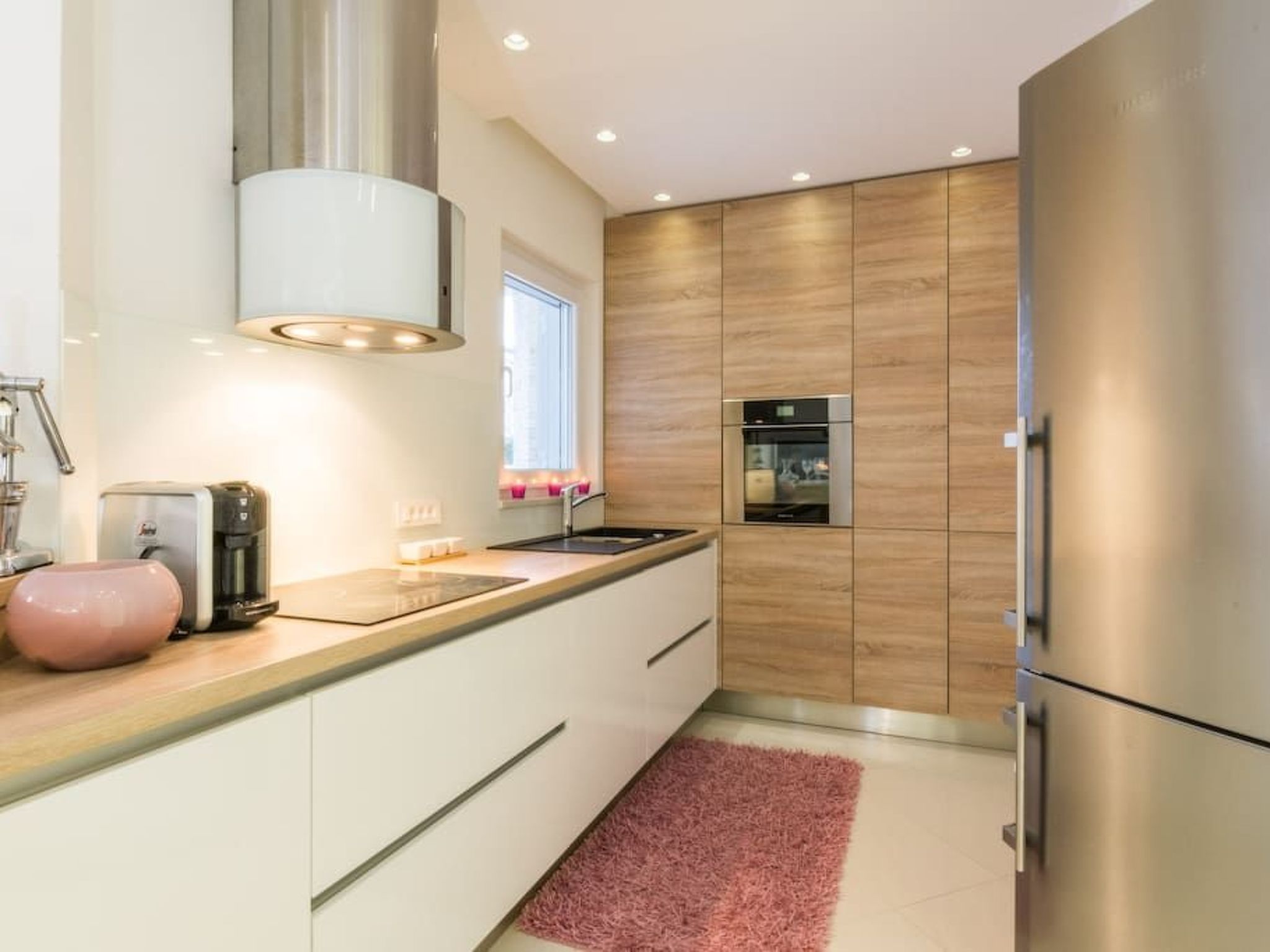 Luxuriöse Villa White Rose mit Pool in der Nähe von Zrče Beach-Image-tags.info