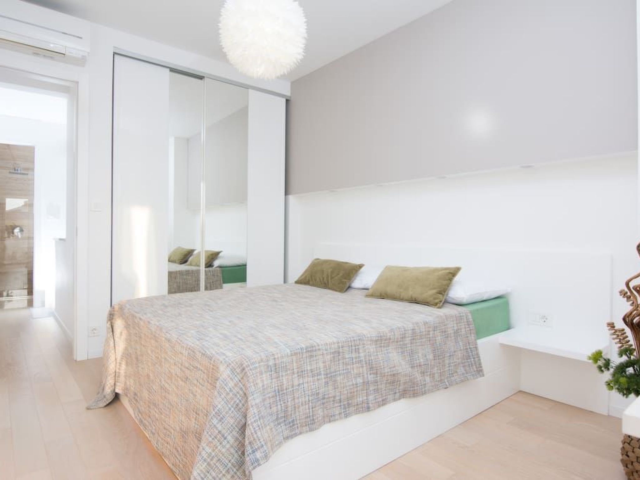 Luxuriöse Villa White Rose mit Pool in der Nähe von Zrče Beach-Image-tags.info