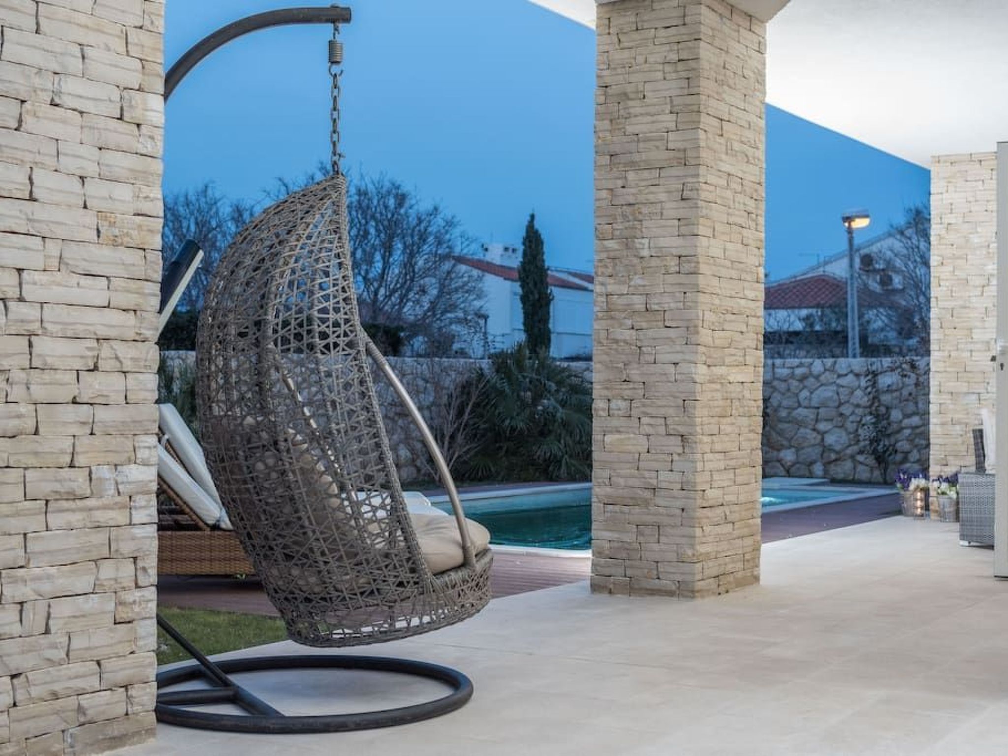 Luxuriöse Villa White Rose mit Pool in der Nähe von Zrče Beach-Image-tags.info