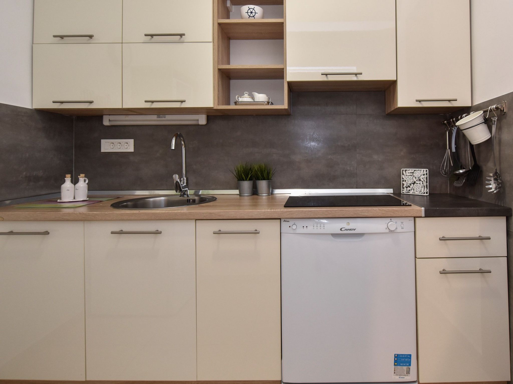 Klarisa-Image-tags.info