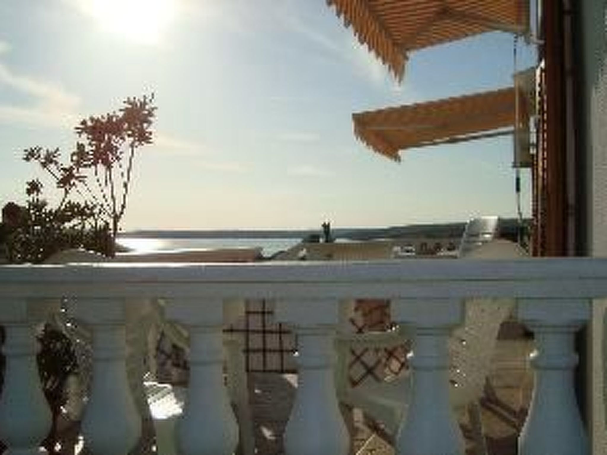 Mit Blick auf das Wasser-Image-tags.info