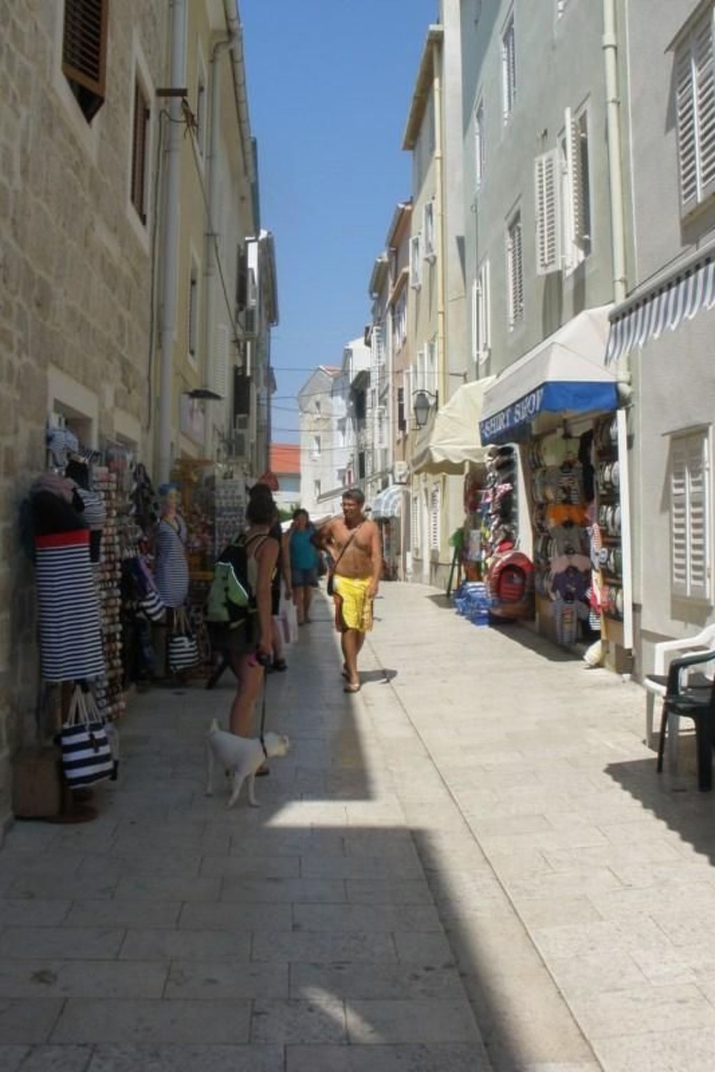 Mit Blick auf das Wasser-Dehors