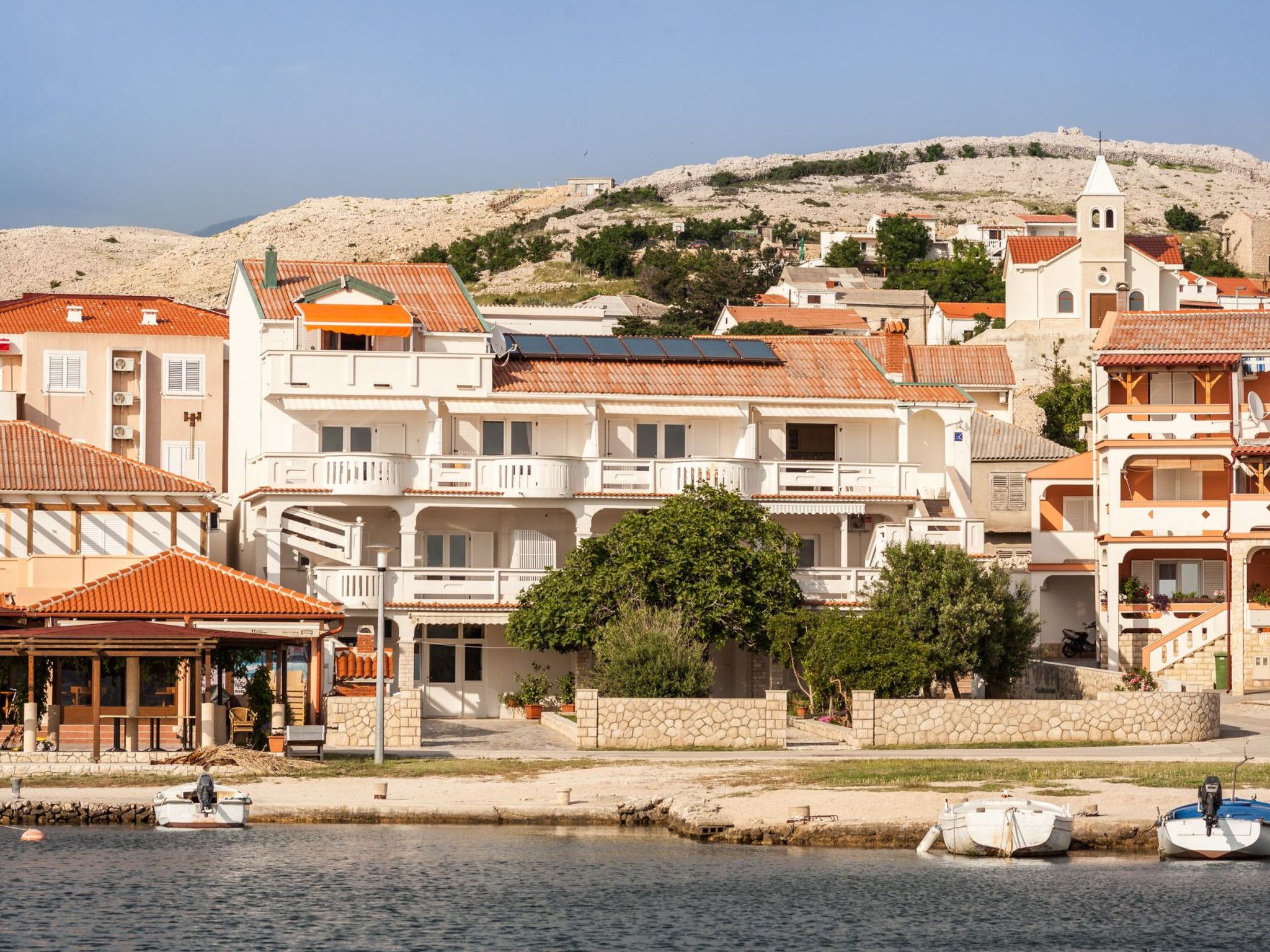 Ferienhaus in Pag/Zubovici (Kroatien) und 1 Hund erlaubt