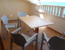 Mia Mandre: Stijlvol Appartement op 20 Meter van Zee voor 4 Personen - thumbnail 6