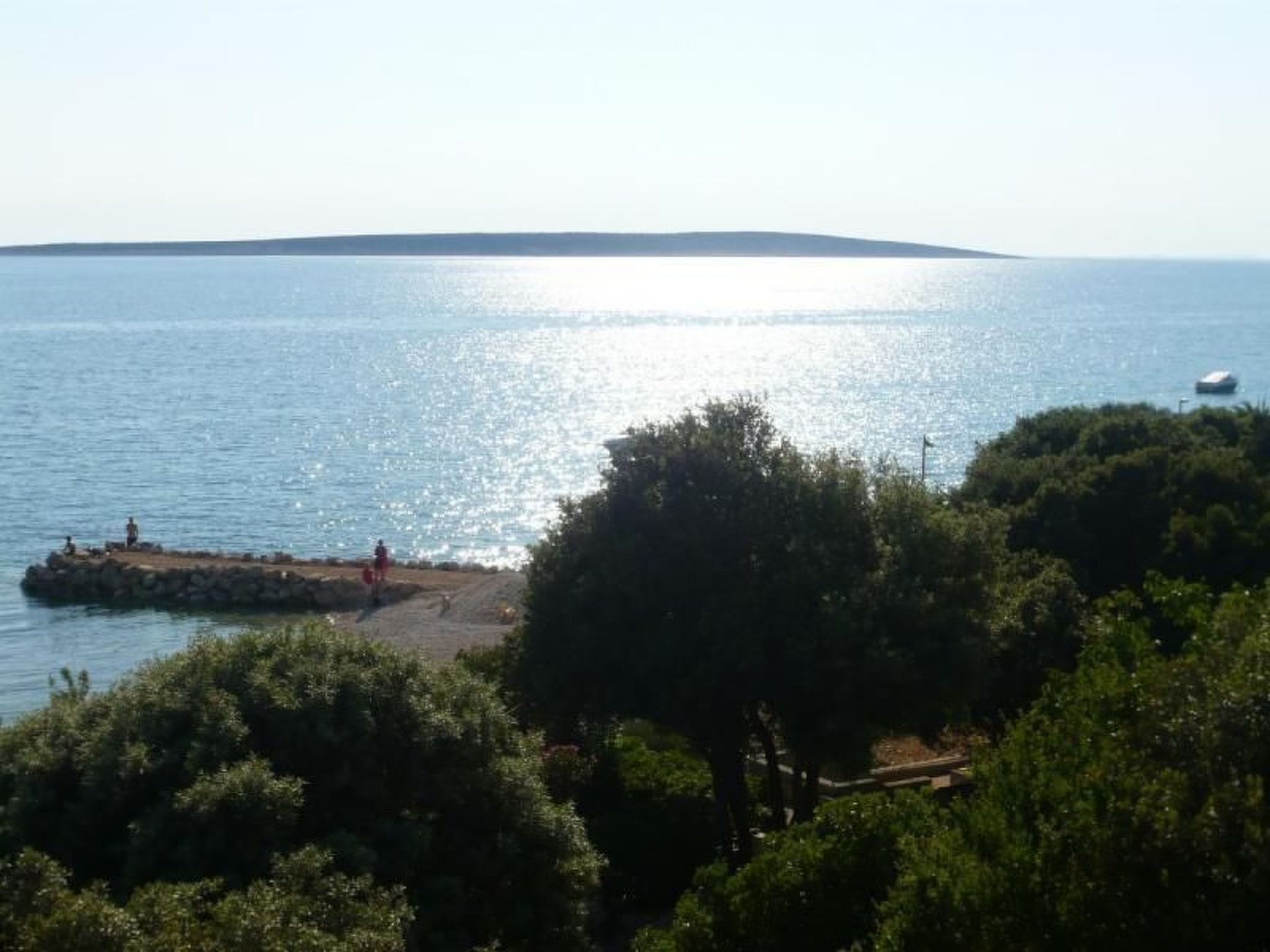 "Mia" mit Blick auf das Wasser-Binnen