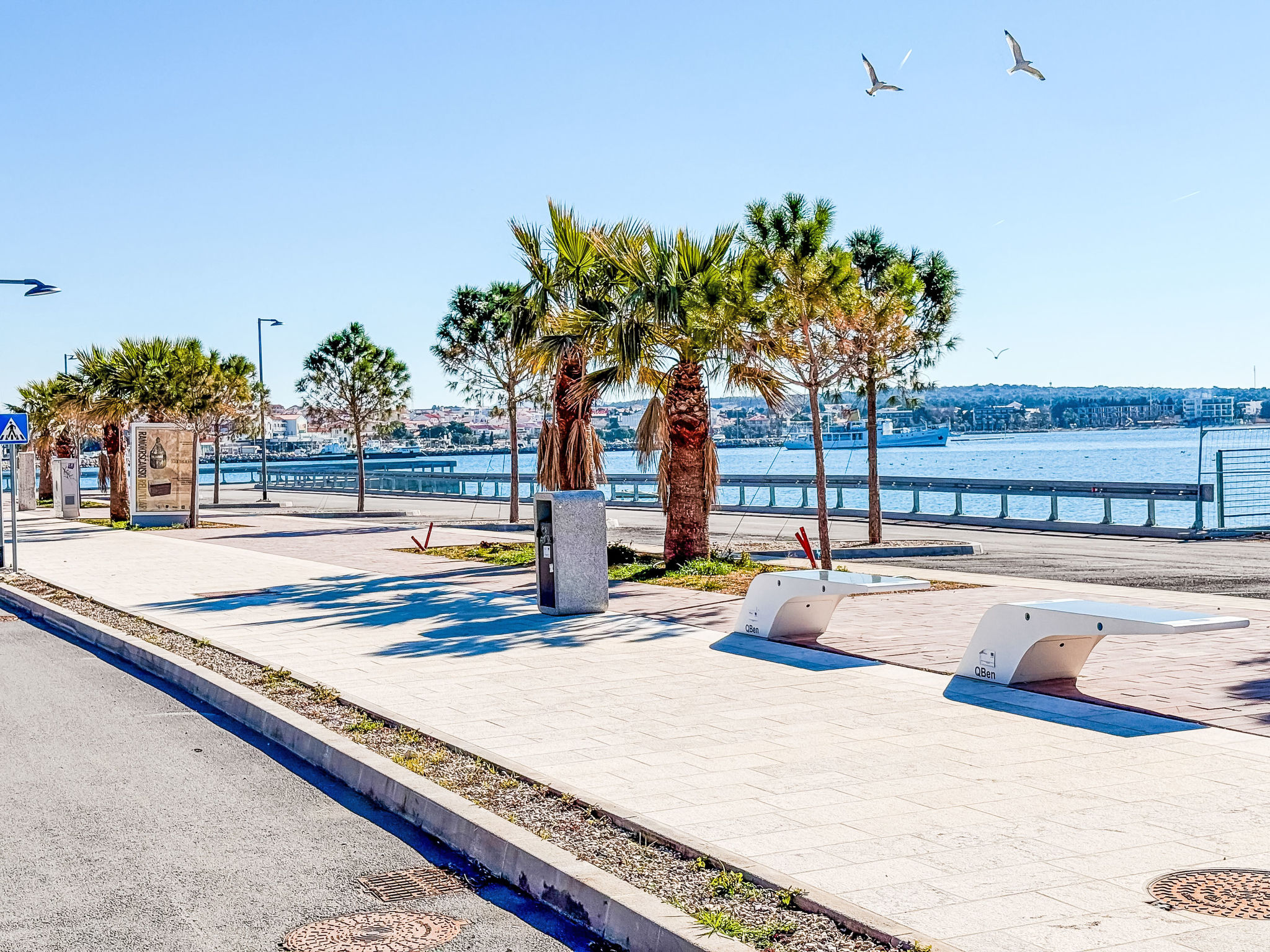 "Gubo1" mit Blick auf das Wasser-Omgeving