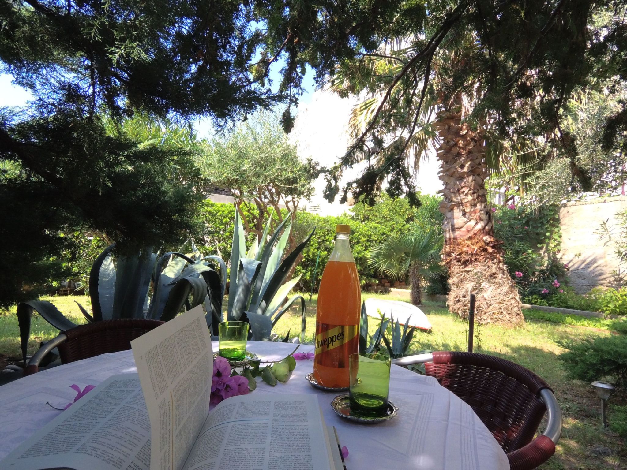 Große Ferienwohnung in Pag mit Privater Terrasse-Binnen