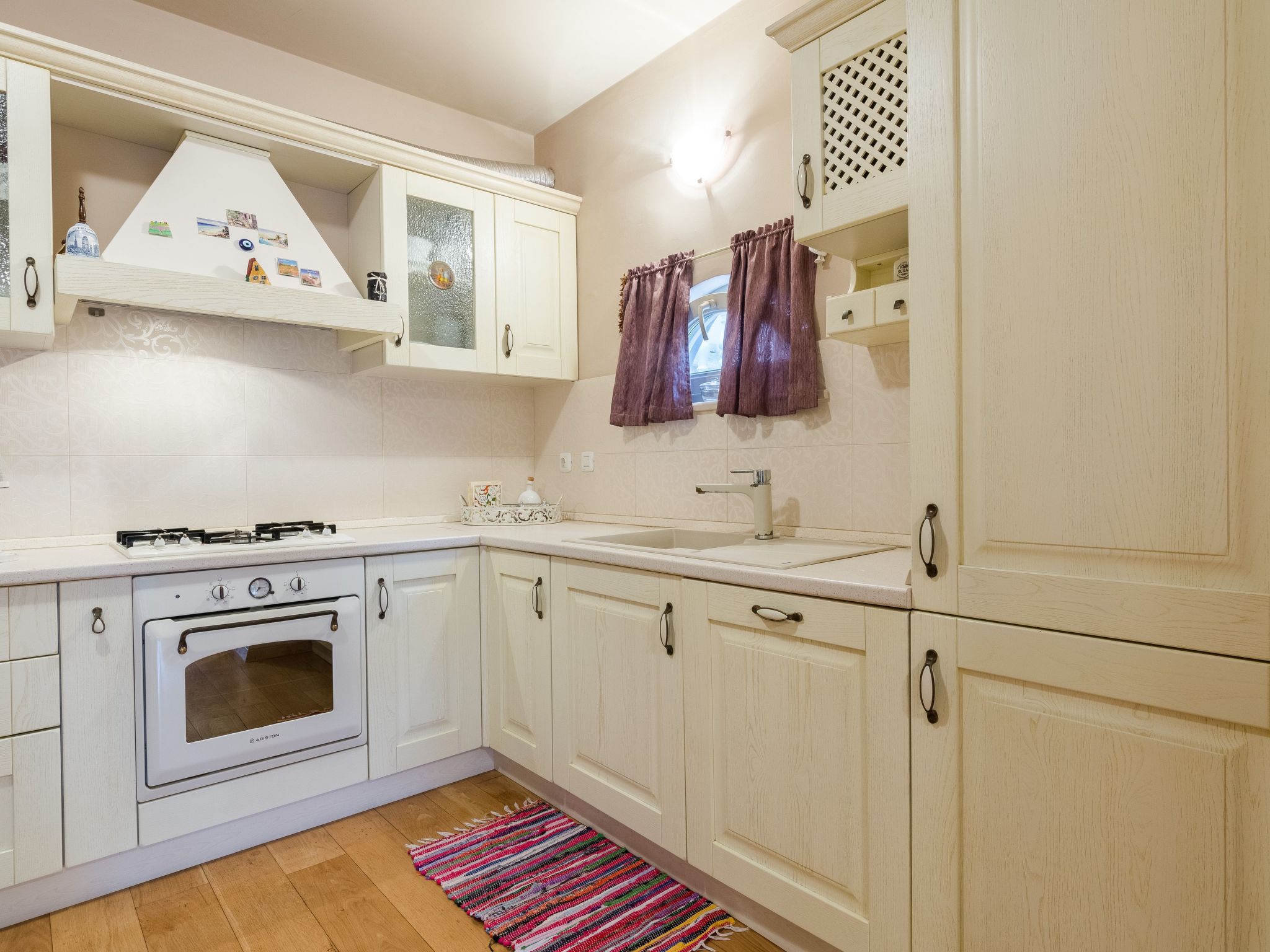 "Jeger" mit Terrasse-Inside