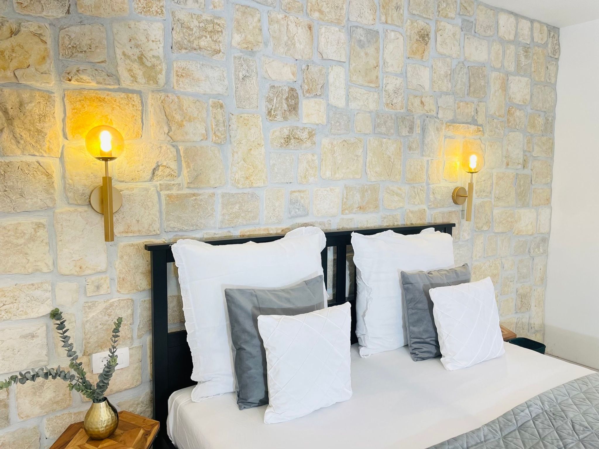 Stonehouse-Pag-Image-tags.info