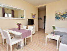 Melandura: Modern appartement met zwembad en zeezicht op Pag - thumbnail 5