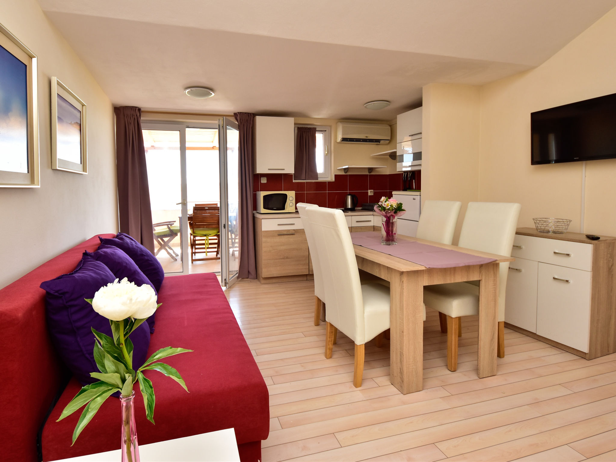 Appartement Melandura aan zee – 130 meter van het strand bij Pag - foto 4