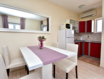 5-persoons appartement met zeezicht in Dinjiška op Pag - thumbnail 5