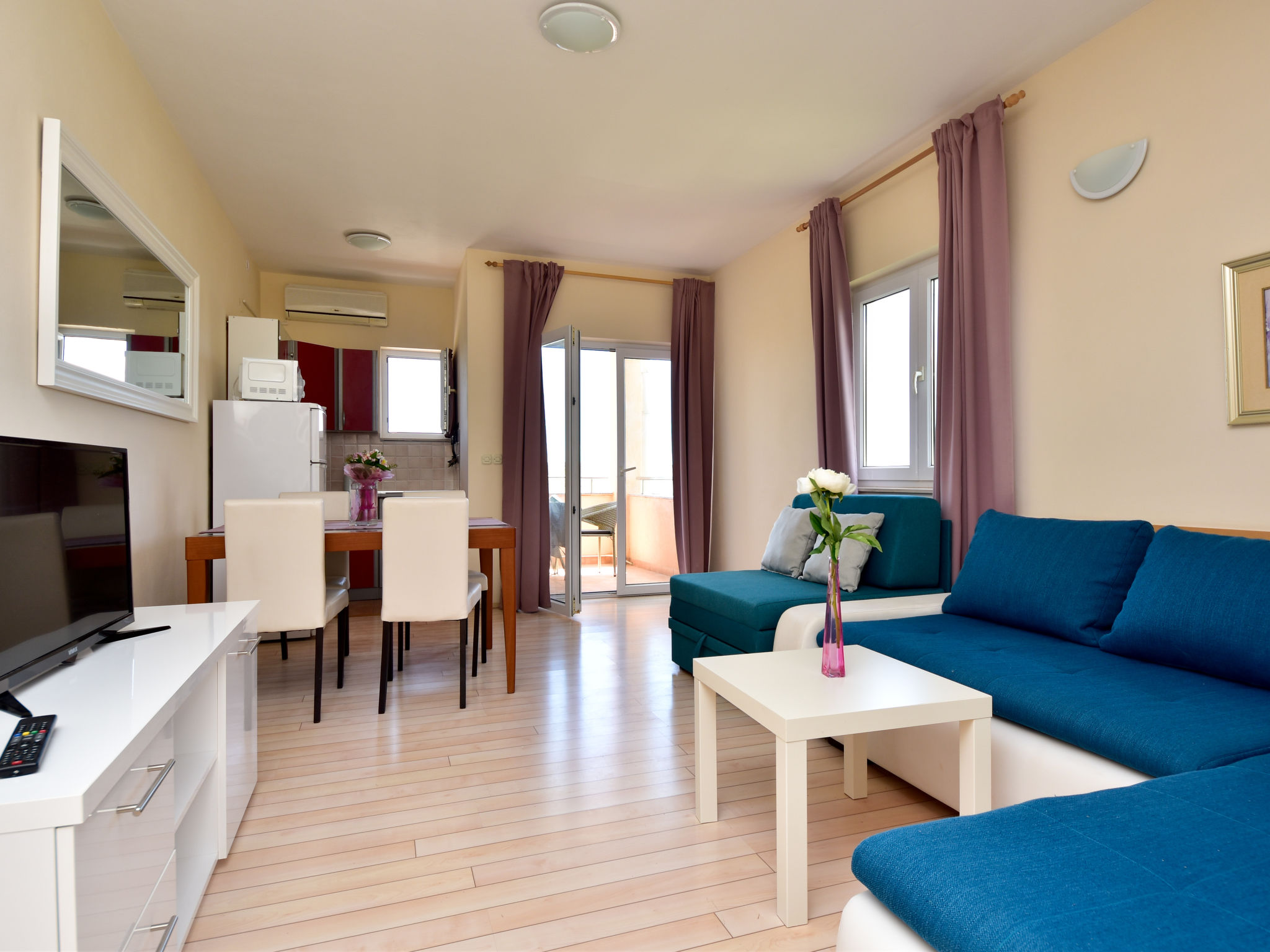 Appartement Melandura aan zee – Pag/Dinjiška, 130m van strand met zwembad - foto 4