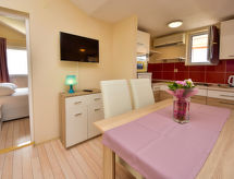 Appartement Melandura – Zon, zee en zwembad op 130 meter van het strand - thumbnail 3