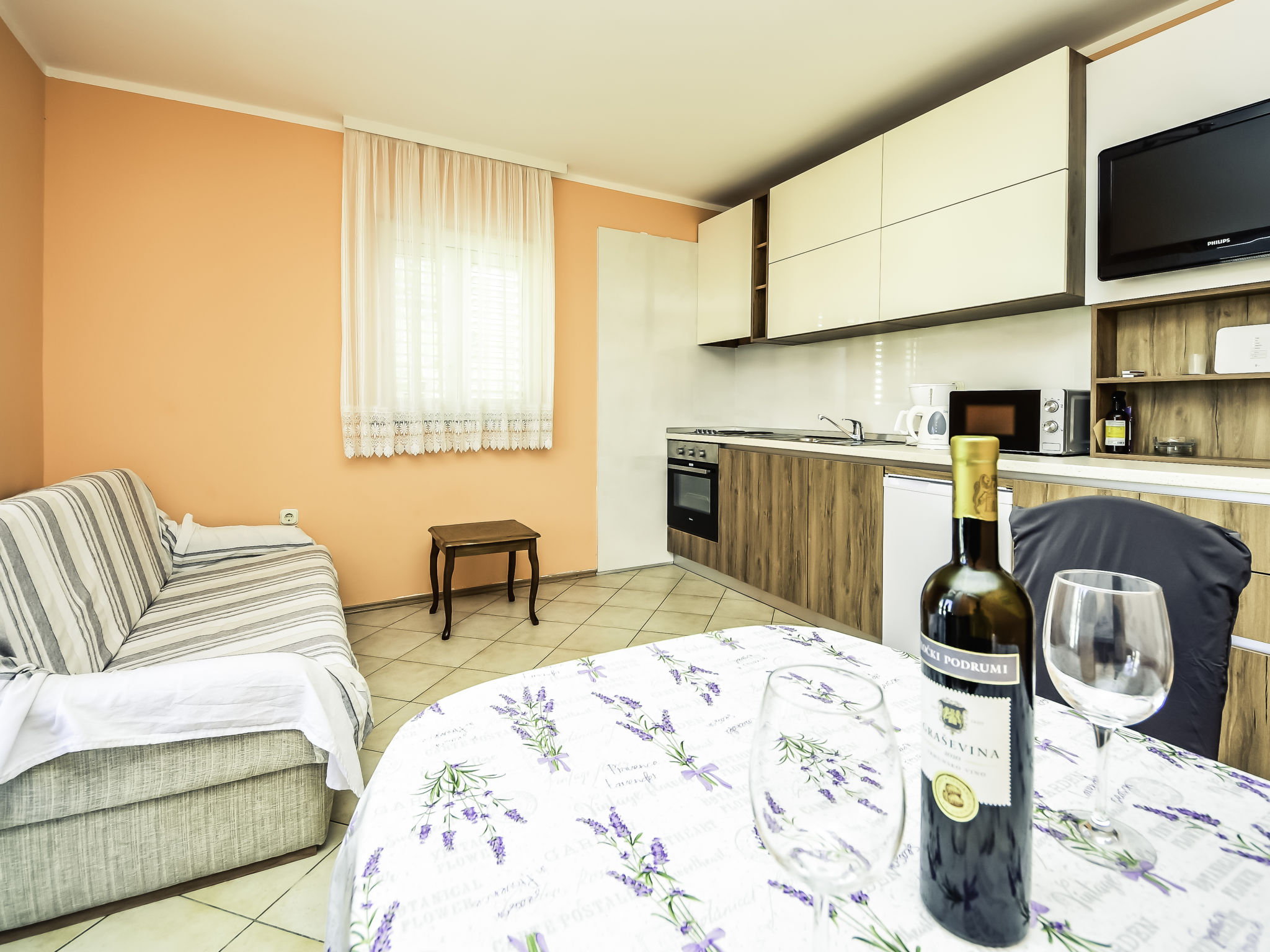 Nela A: Knus appartement vlakbij zee en Nationaal Park Paklenica - foto 2