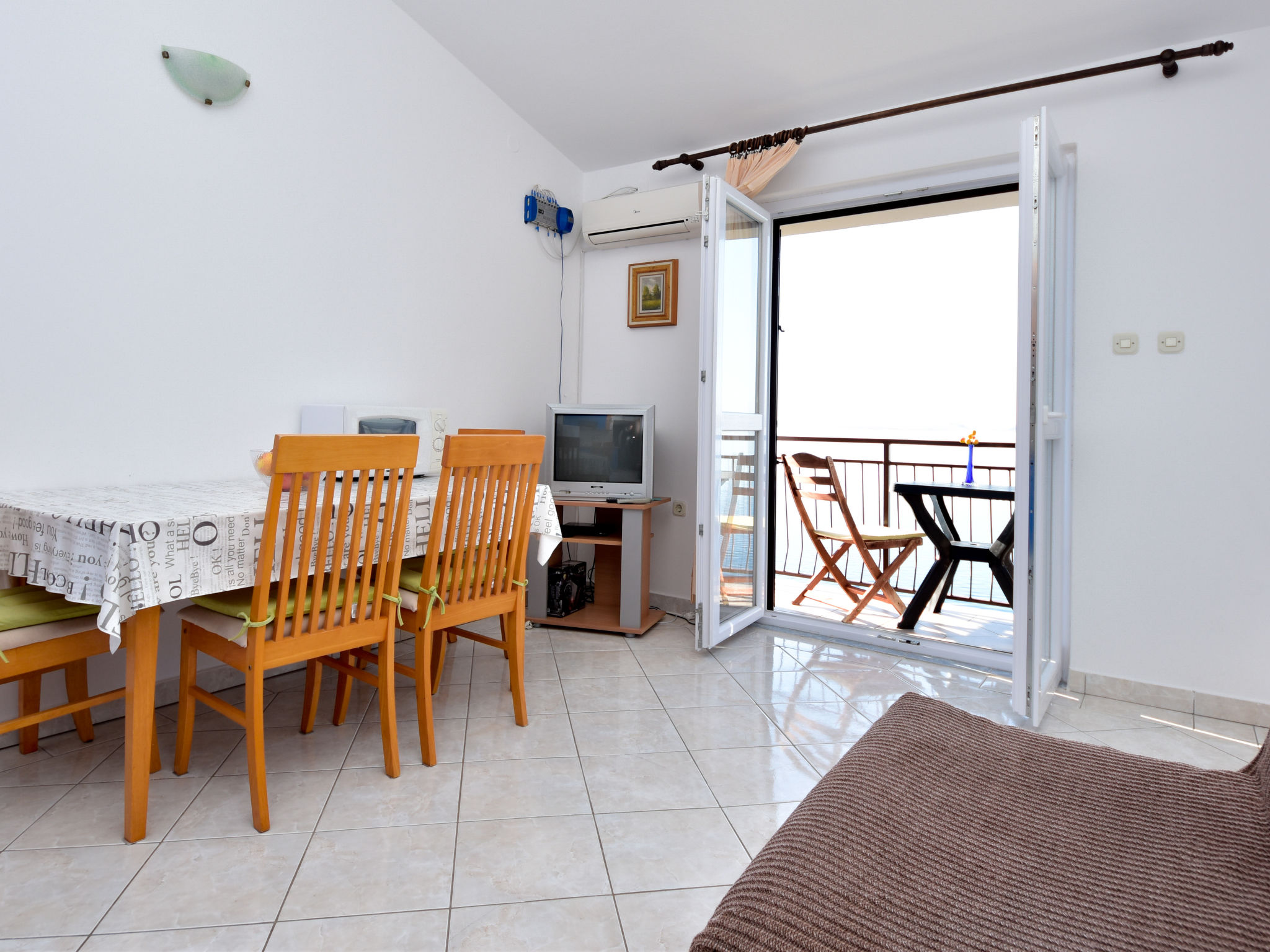 Appartement Vukić: Uniek aan zee in Starigrad-Paklenica - foto 5
