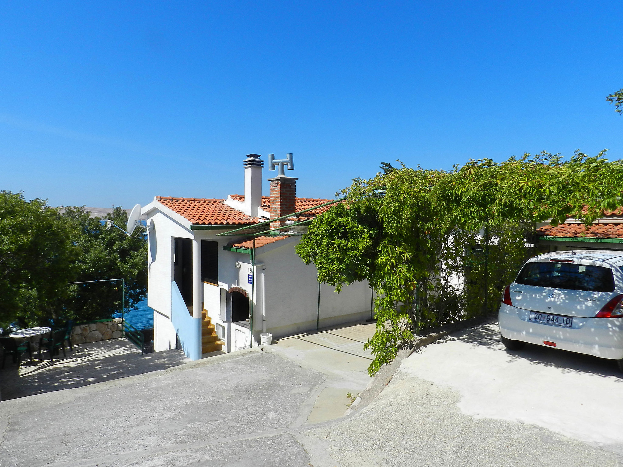 Appartement Renata: Zeezicht en strand op 10 meter in Starigrad-Paklenica - foto 18
