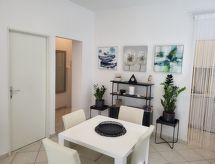 Vrijstaande woning Katarina aan zee bij Starigrad-Paklenica - thumbnail 6