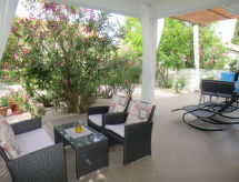 Vrijstaande woning Katarina aan zee bij Starigrad-Paklenica - thumbnail 1