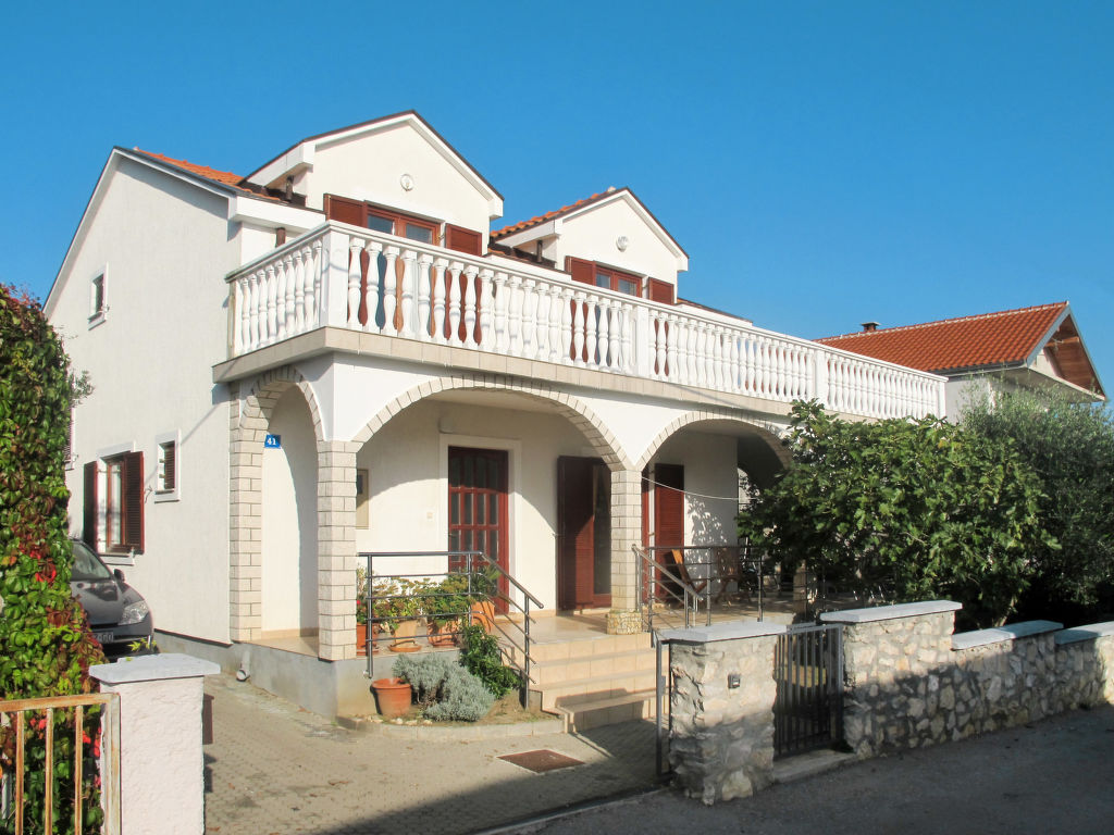 Ferienhaus Ivano (SRD428) Ferienhaus  Starigrad Paklenica
