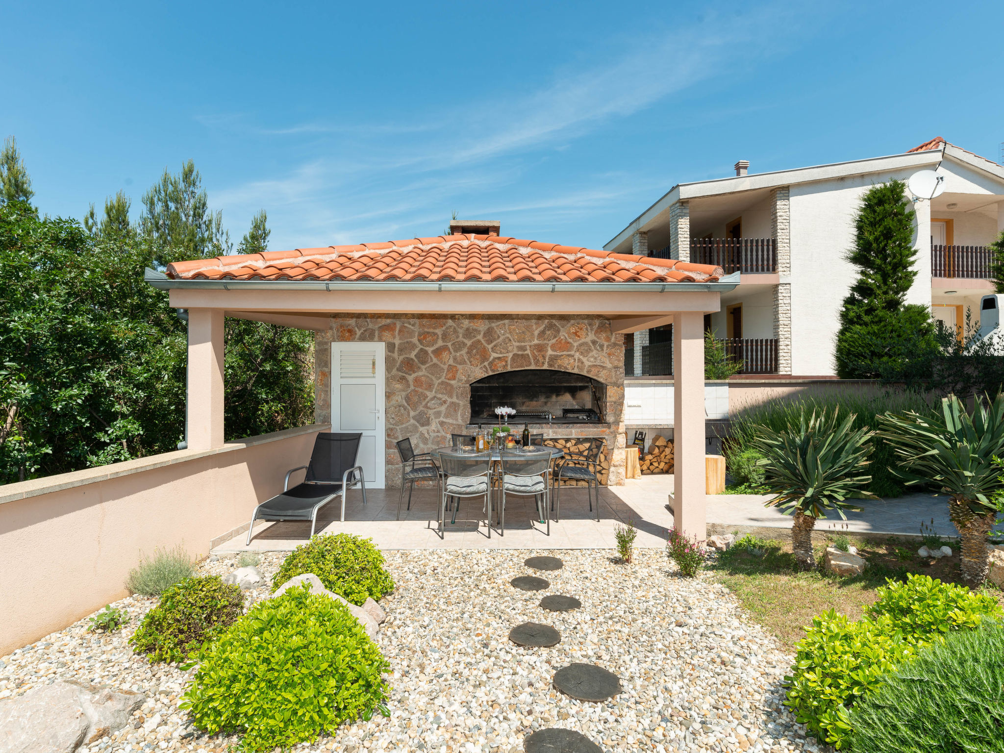 Matas - Image 3