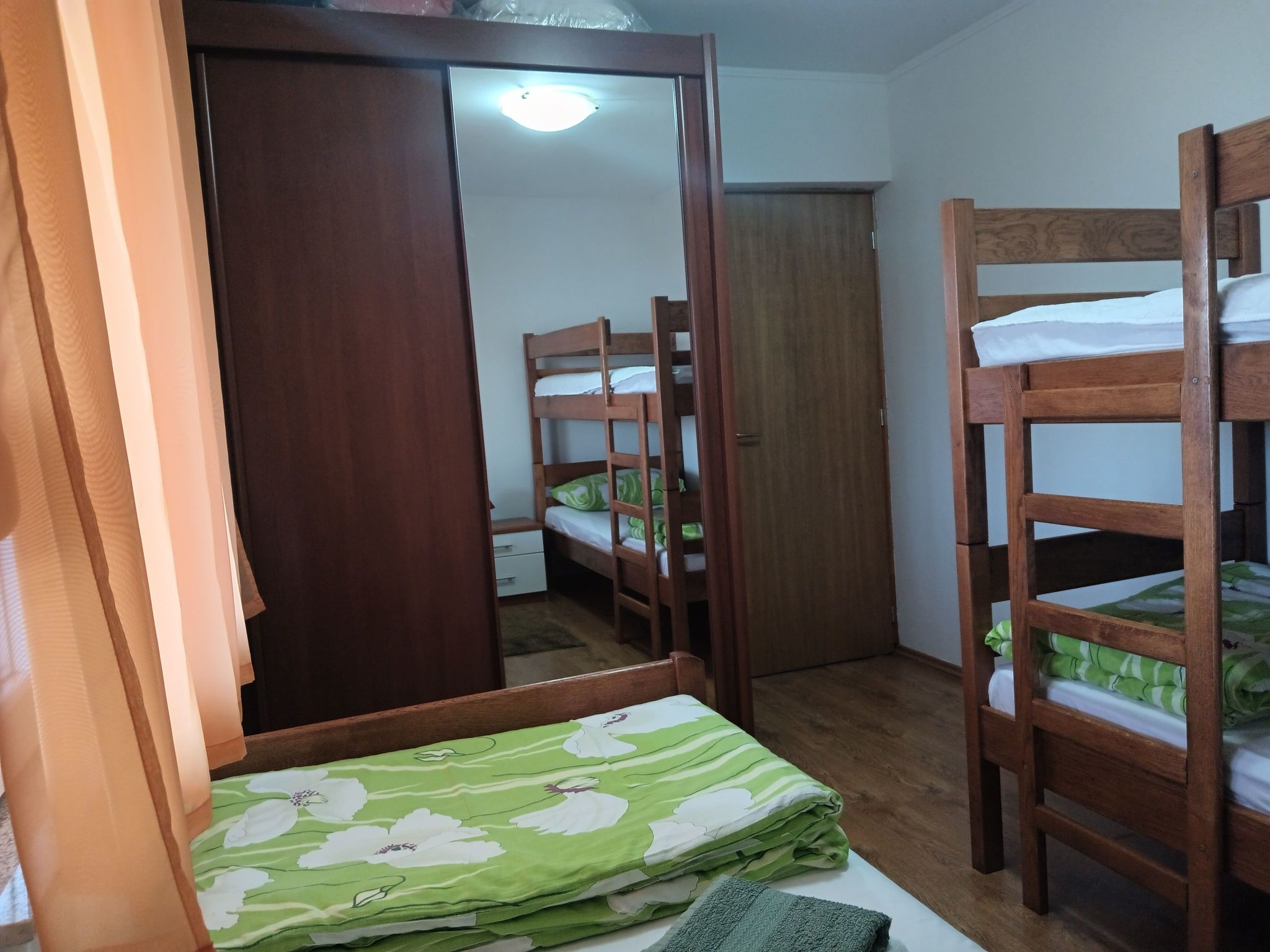 Wohnung in Starigrad mit schönem Meerblick-Dedans