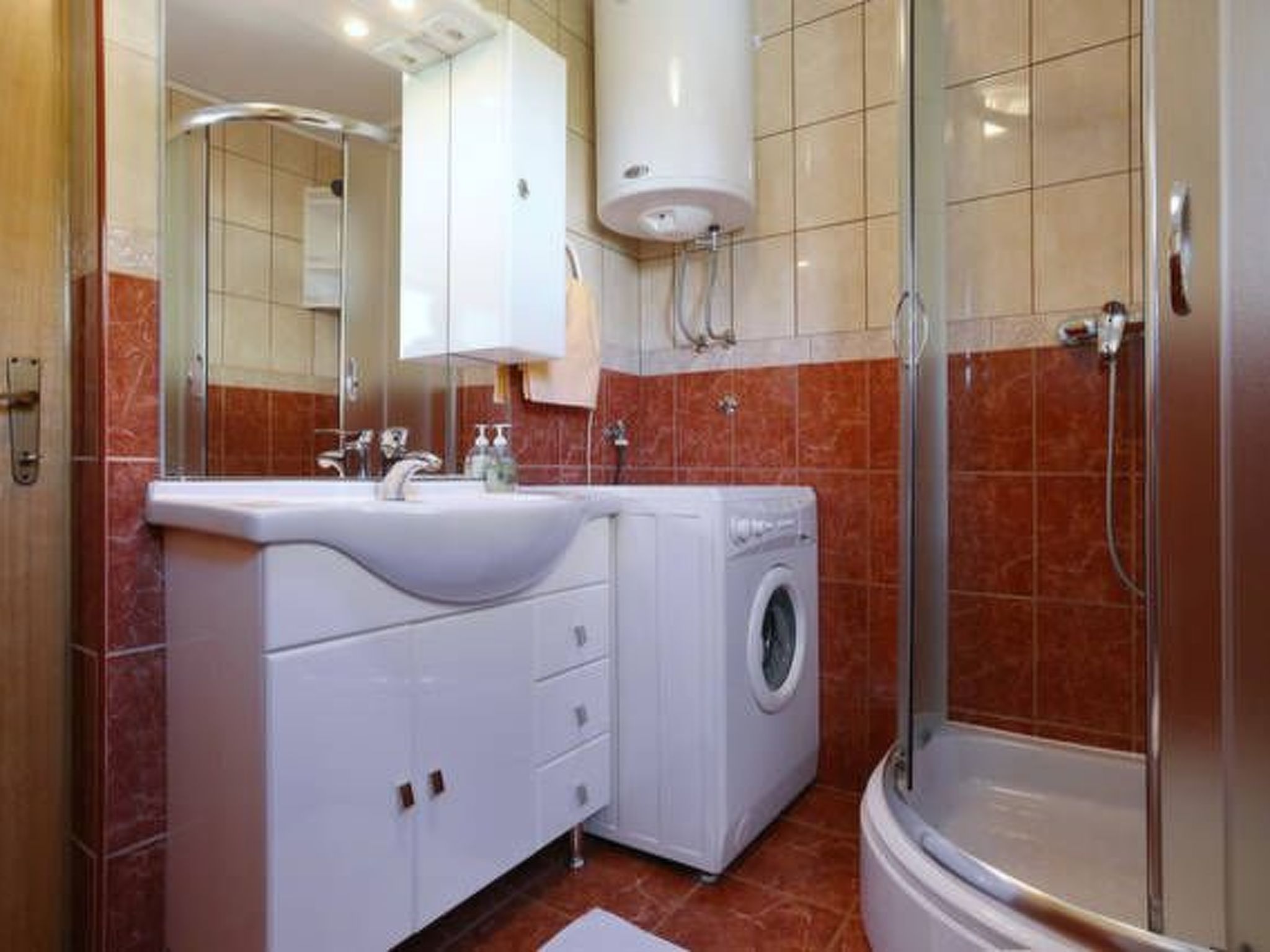 Wohnung in Starigrad mit schönem Meerblick-Dedans