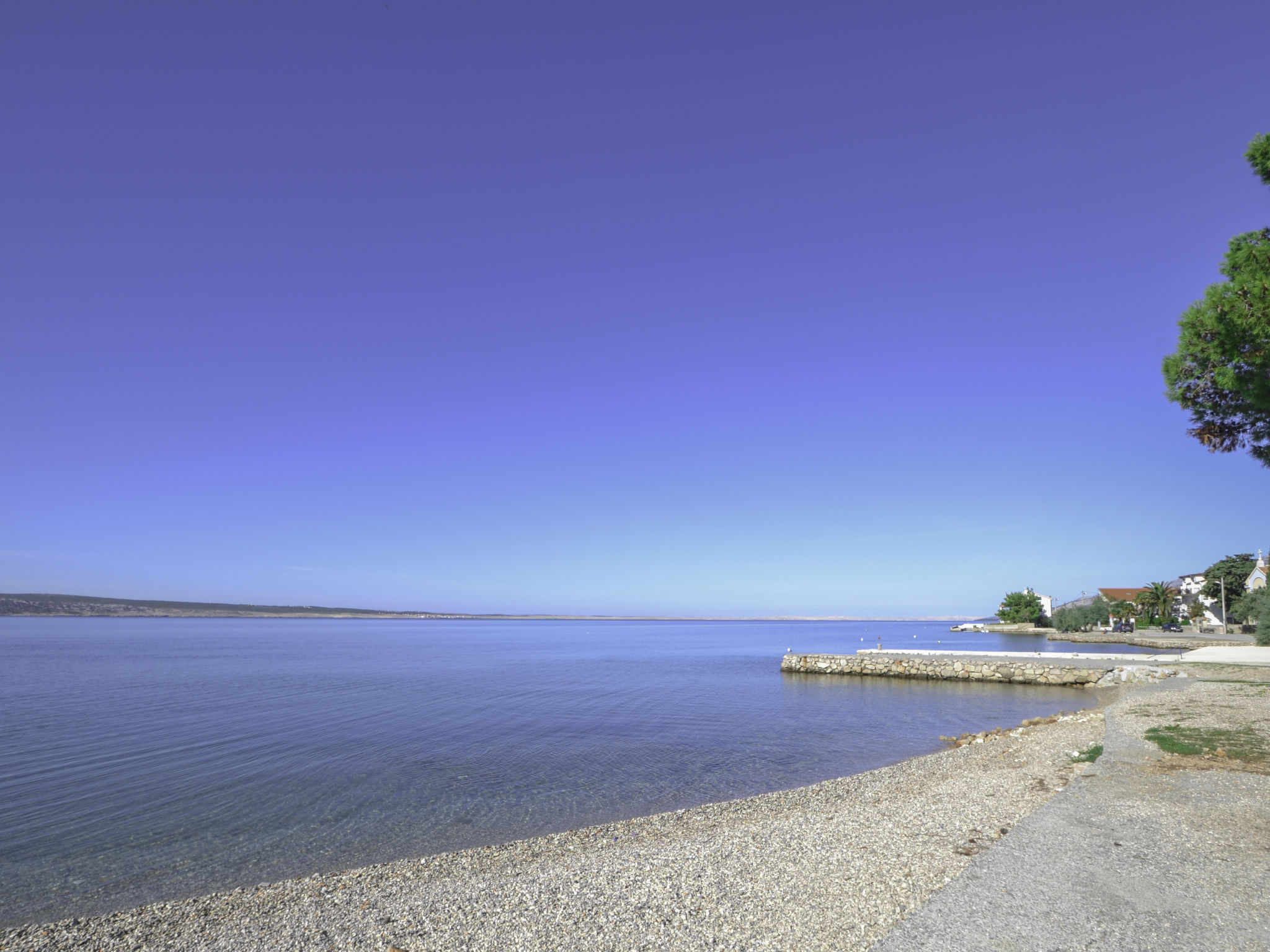 Geräumige Wohnung in Starigrad mit privatem Parkplatz und Bergblick-Area