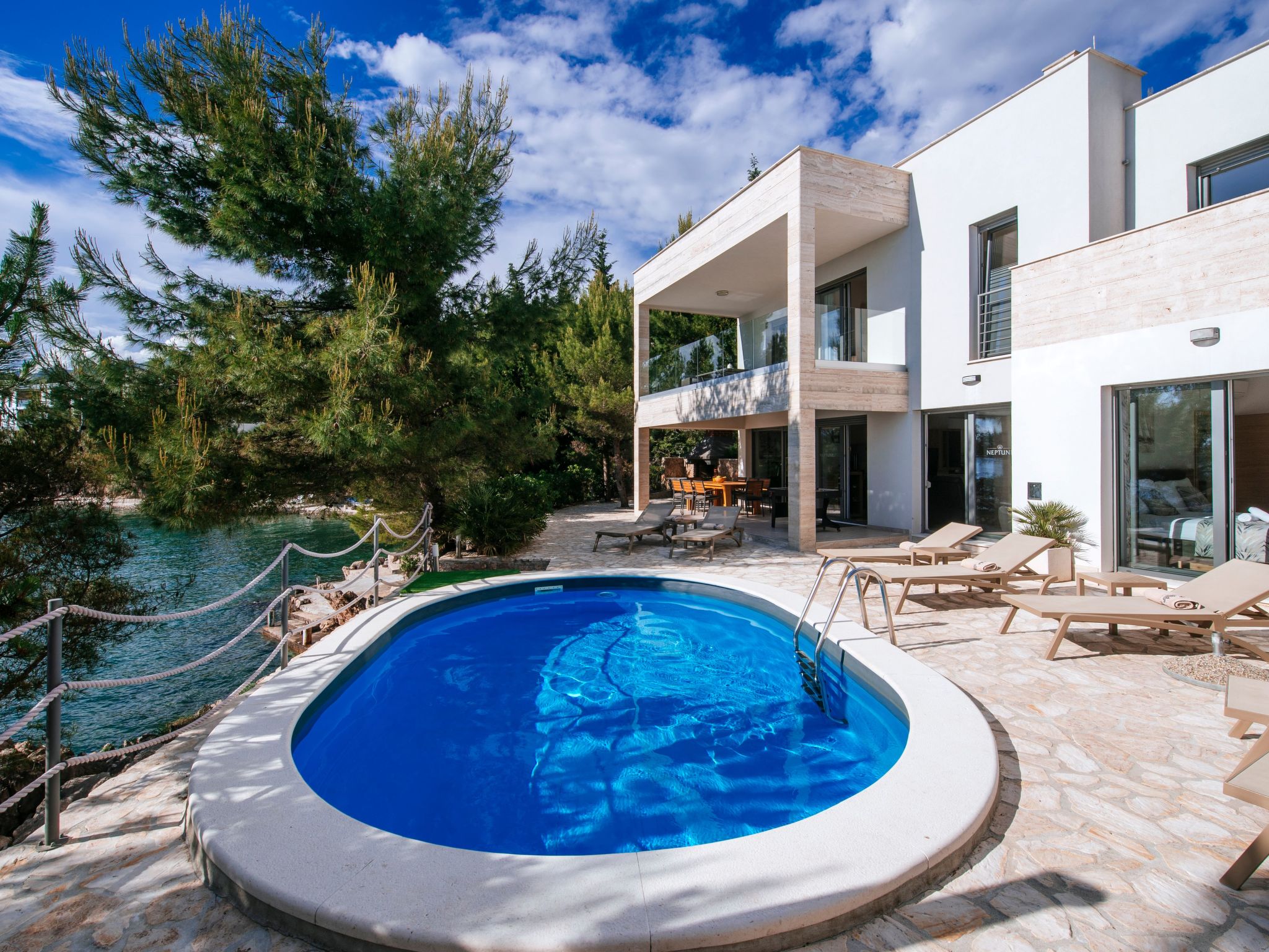 Vakantiehuis in Starigrad-Paklenica (Kroatië) 1 hond is welkom