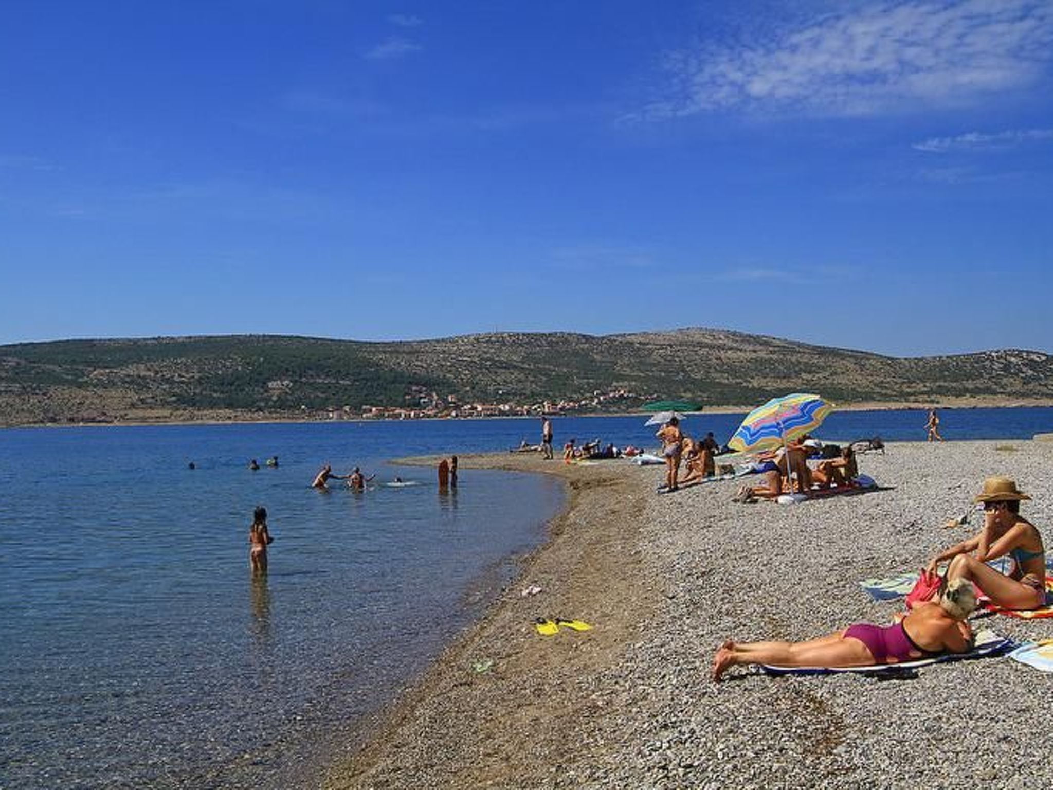 Mit Balkon für vier Personen-Image-tags.info