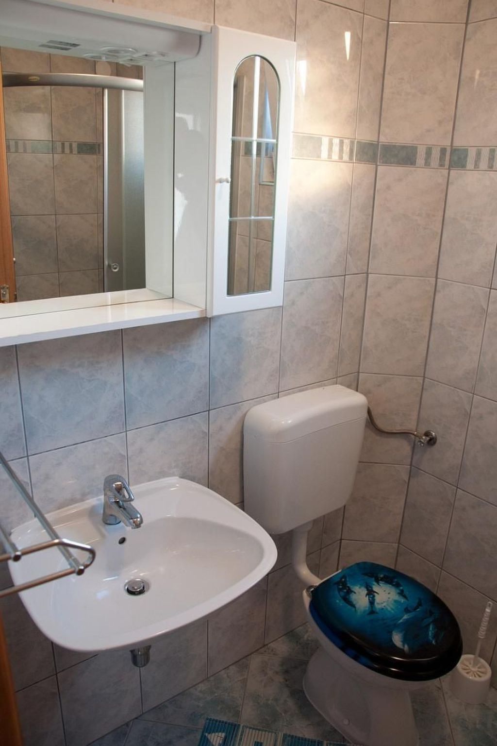 Mit Balkon für vier Personen-Image-tags.info