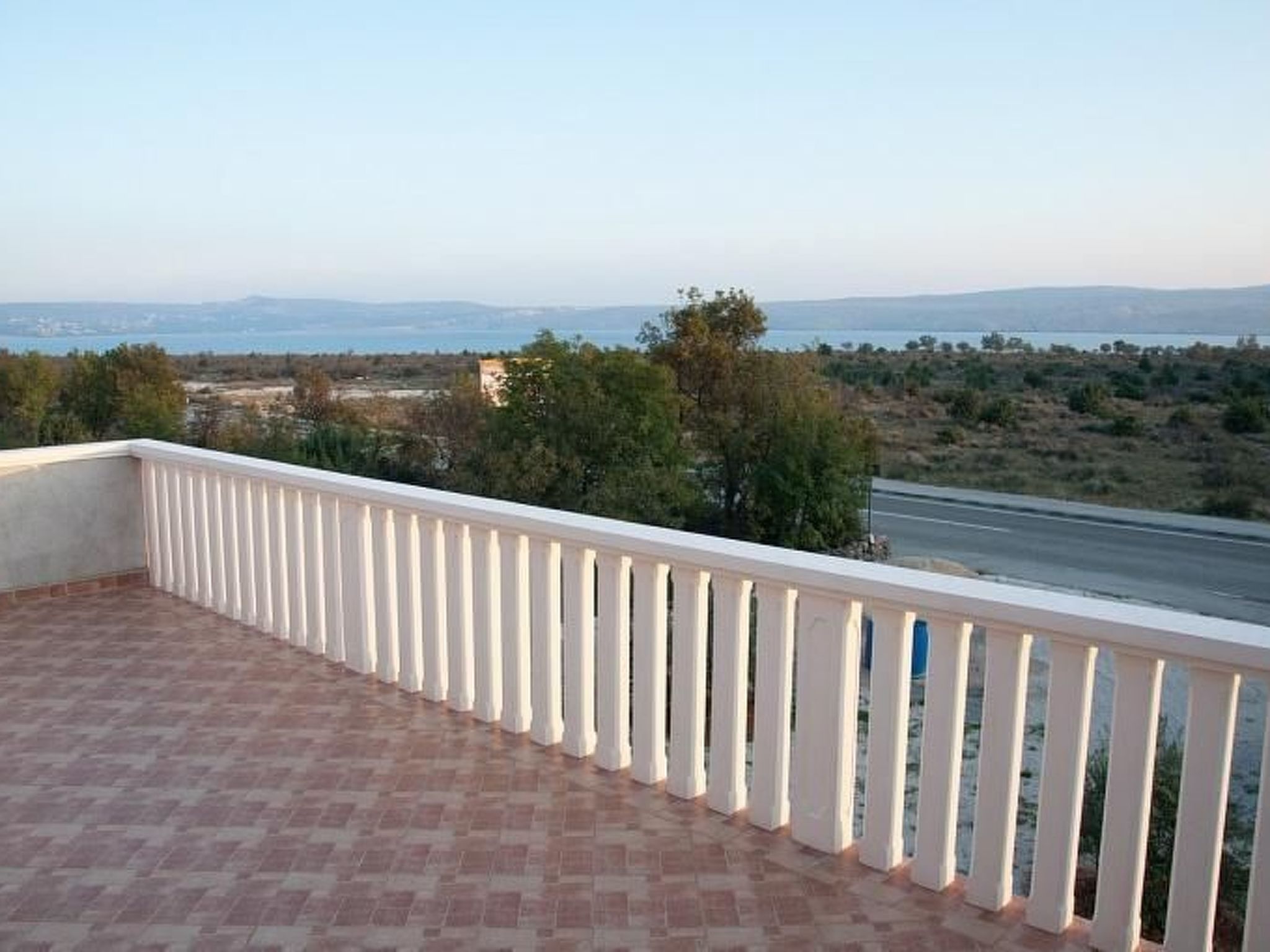 Mit Balkon für vier Personen-Image-tags.info