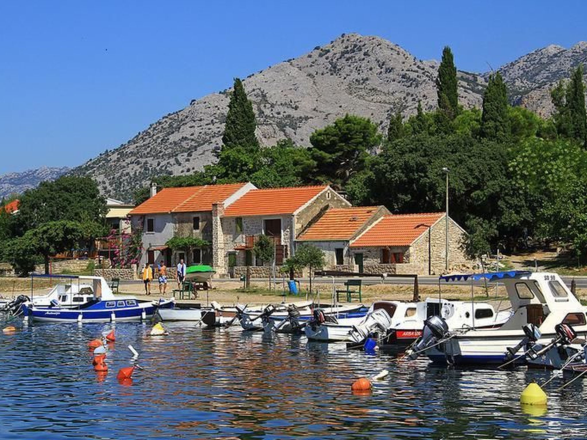 Mit Balkon für vier Personen-Image-tags.info