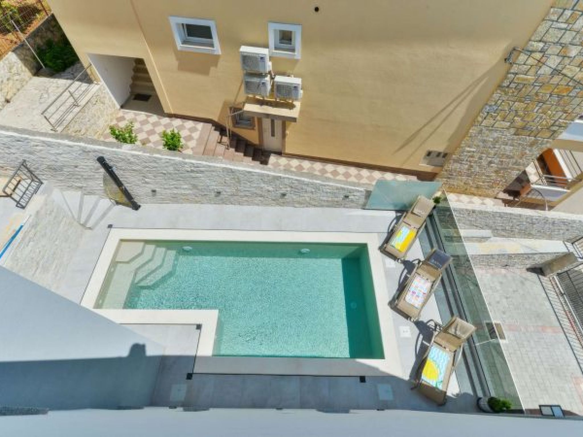 Modern Villa Futura with pool - Image-tags.info