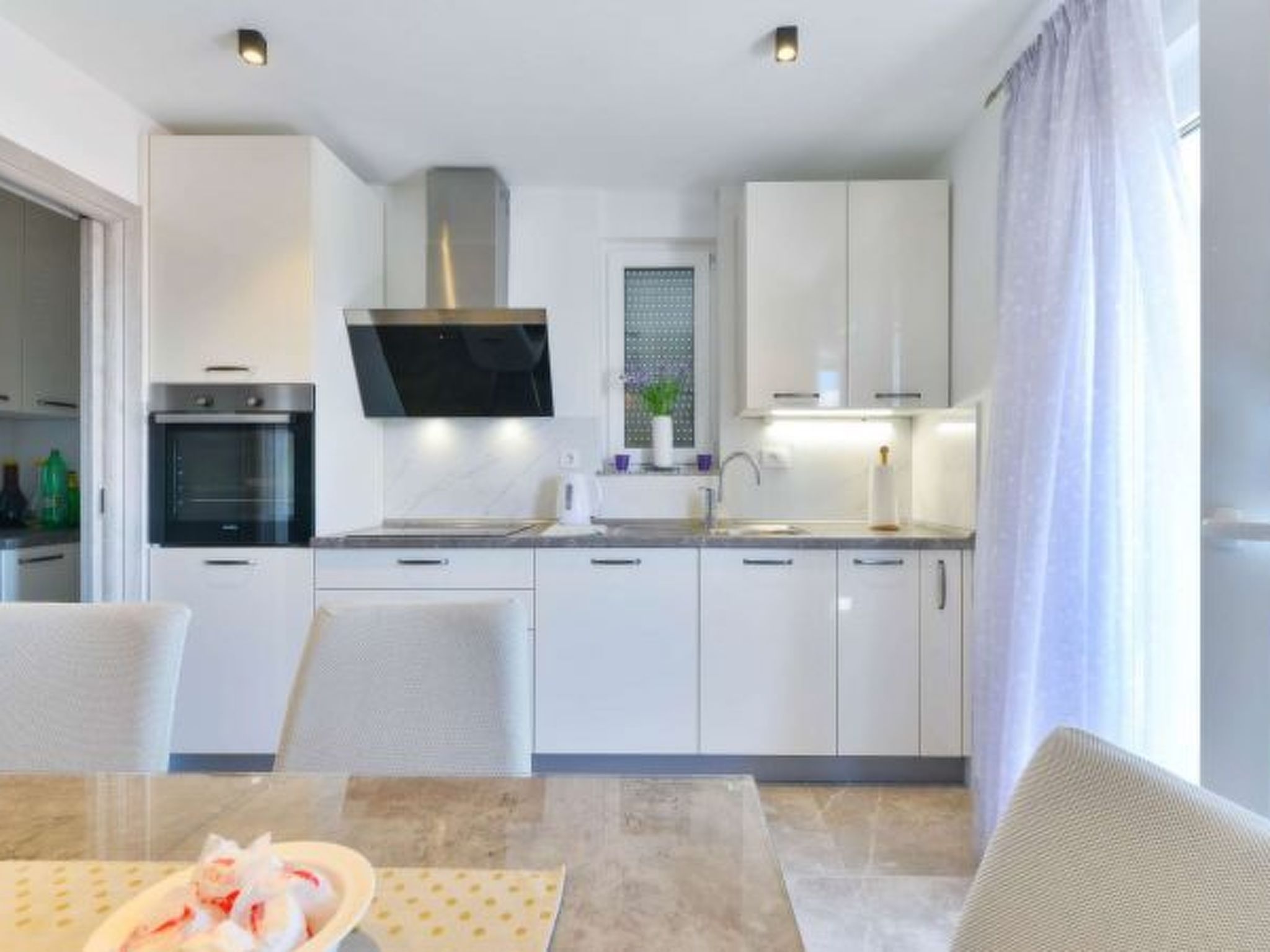 Modern Villa Futura with pool - Image-tags.info