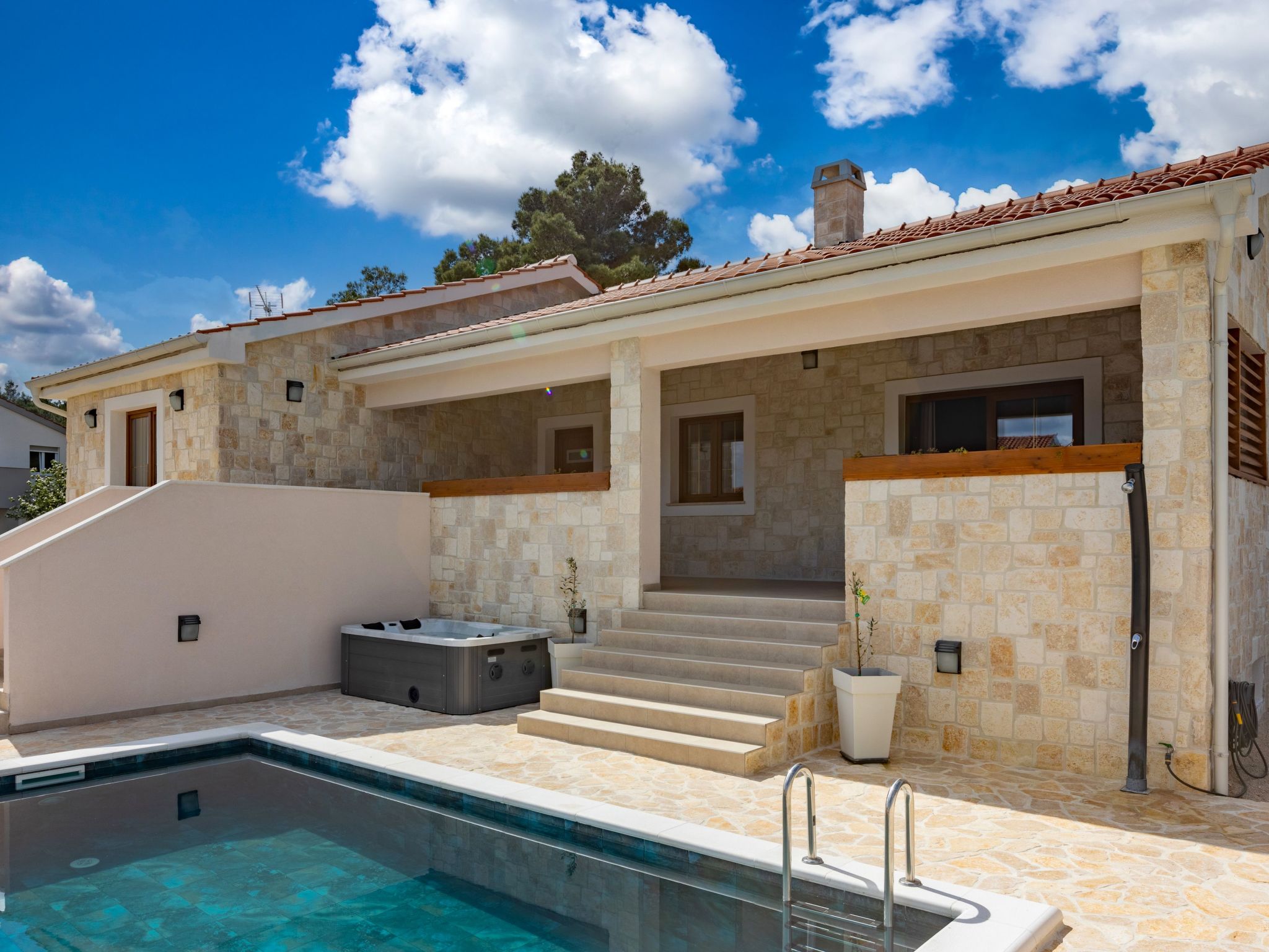 In Pridraga mit Privatem Pool - Dedans