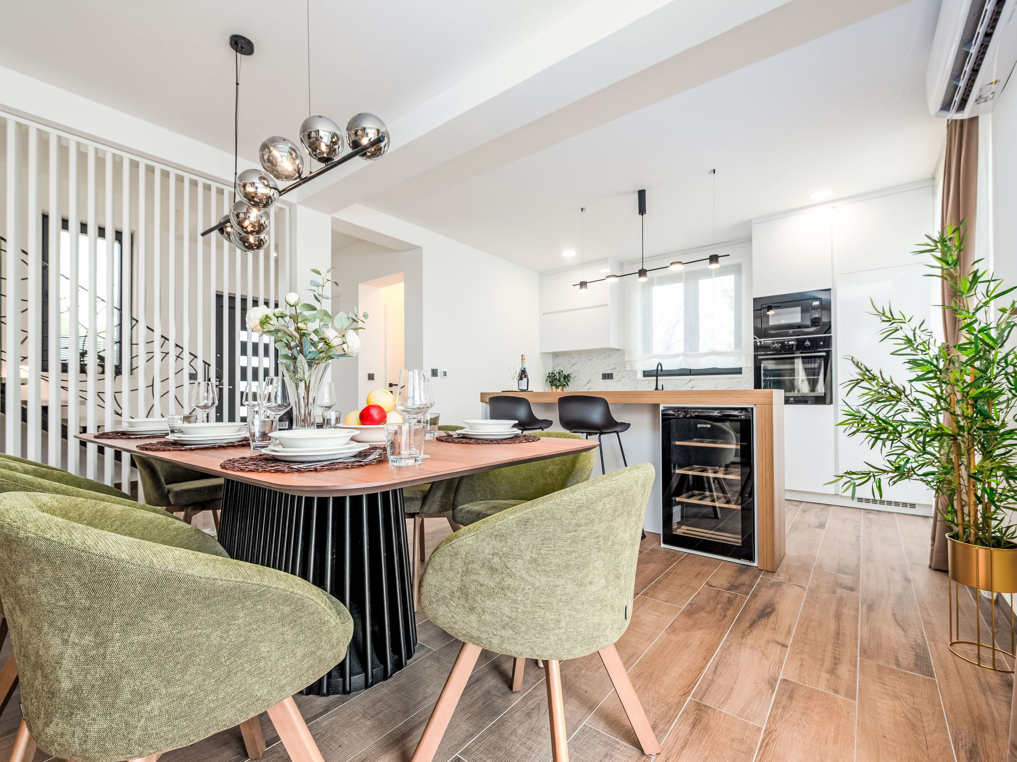 Villa with heated pool - Binnen