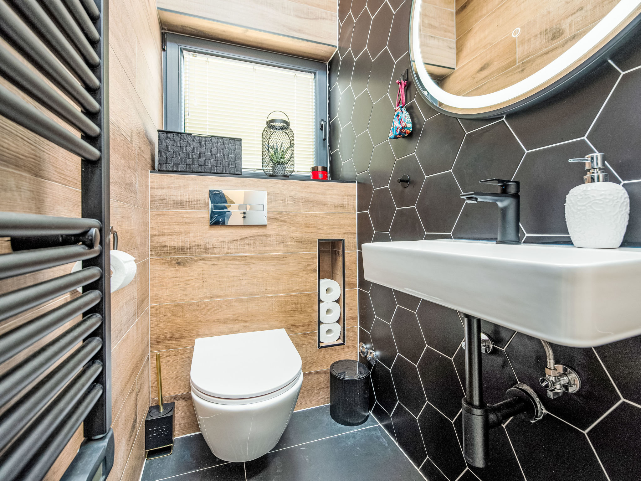 Villa with heated pool - Binnen