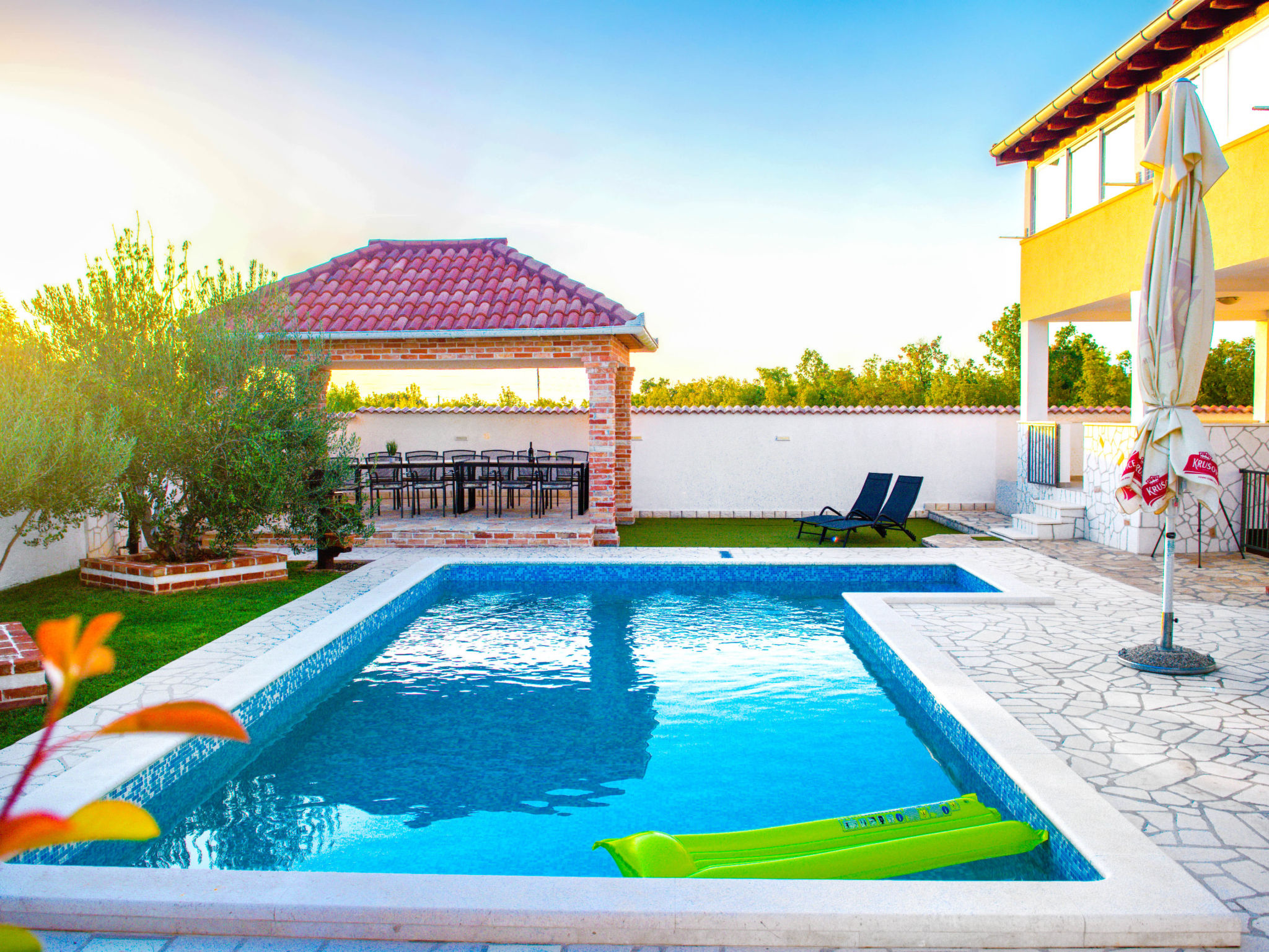 Holiday Home Dinko with pool