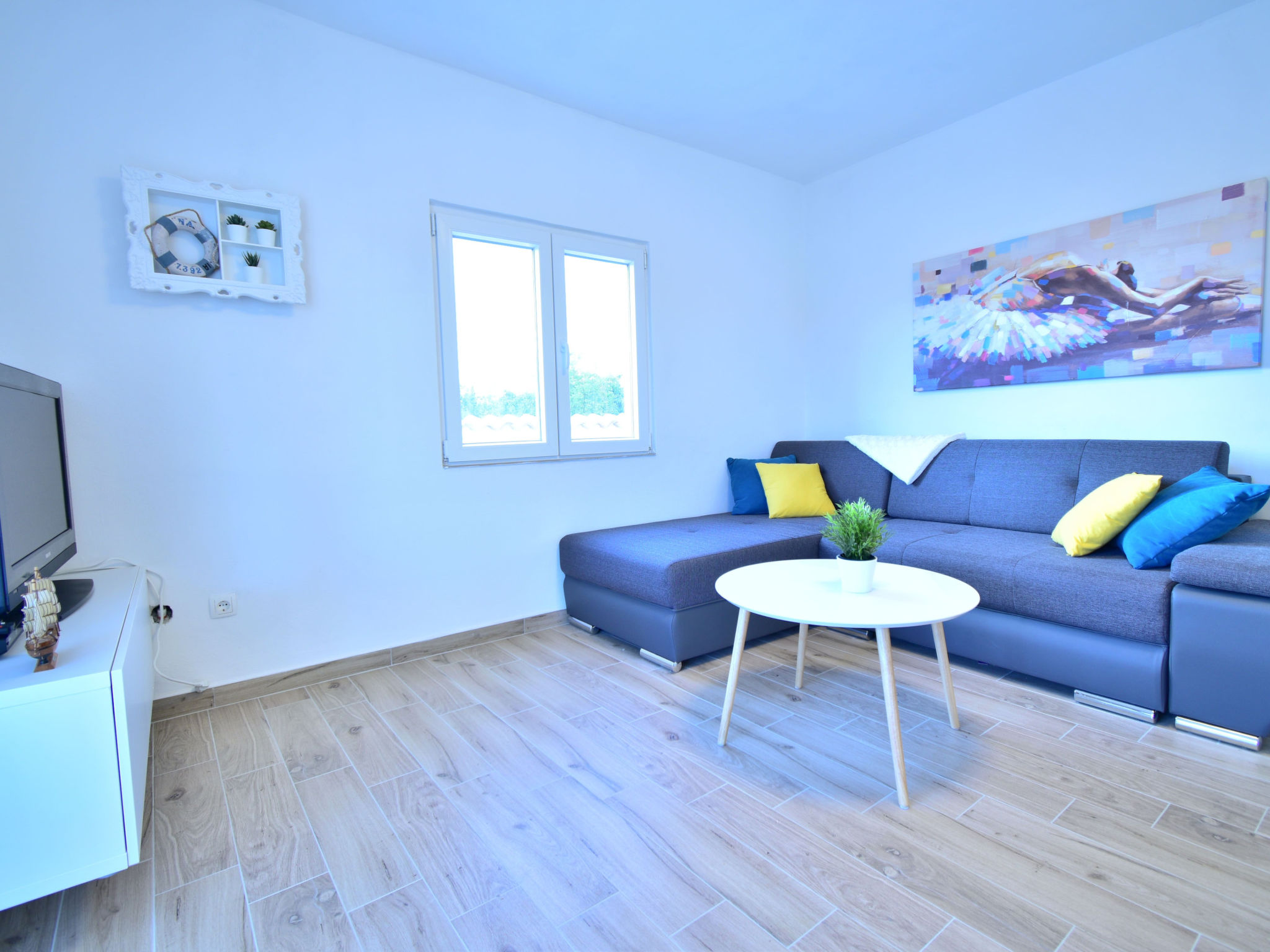 Holiday Home Dinko with pool - Binnen