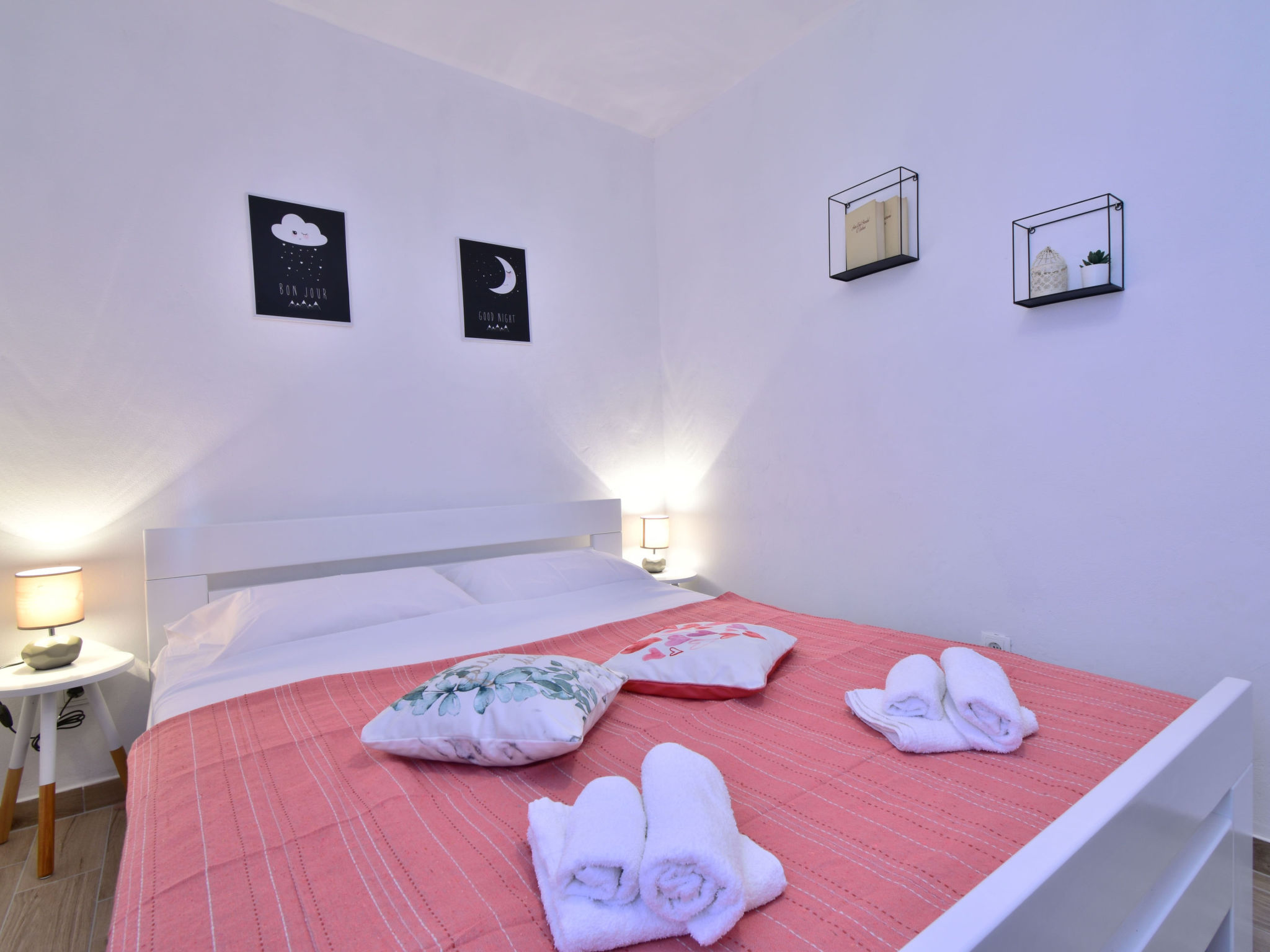 Holiday Home Dinko with pool - Binnen