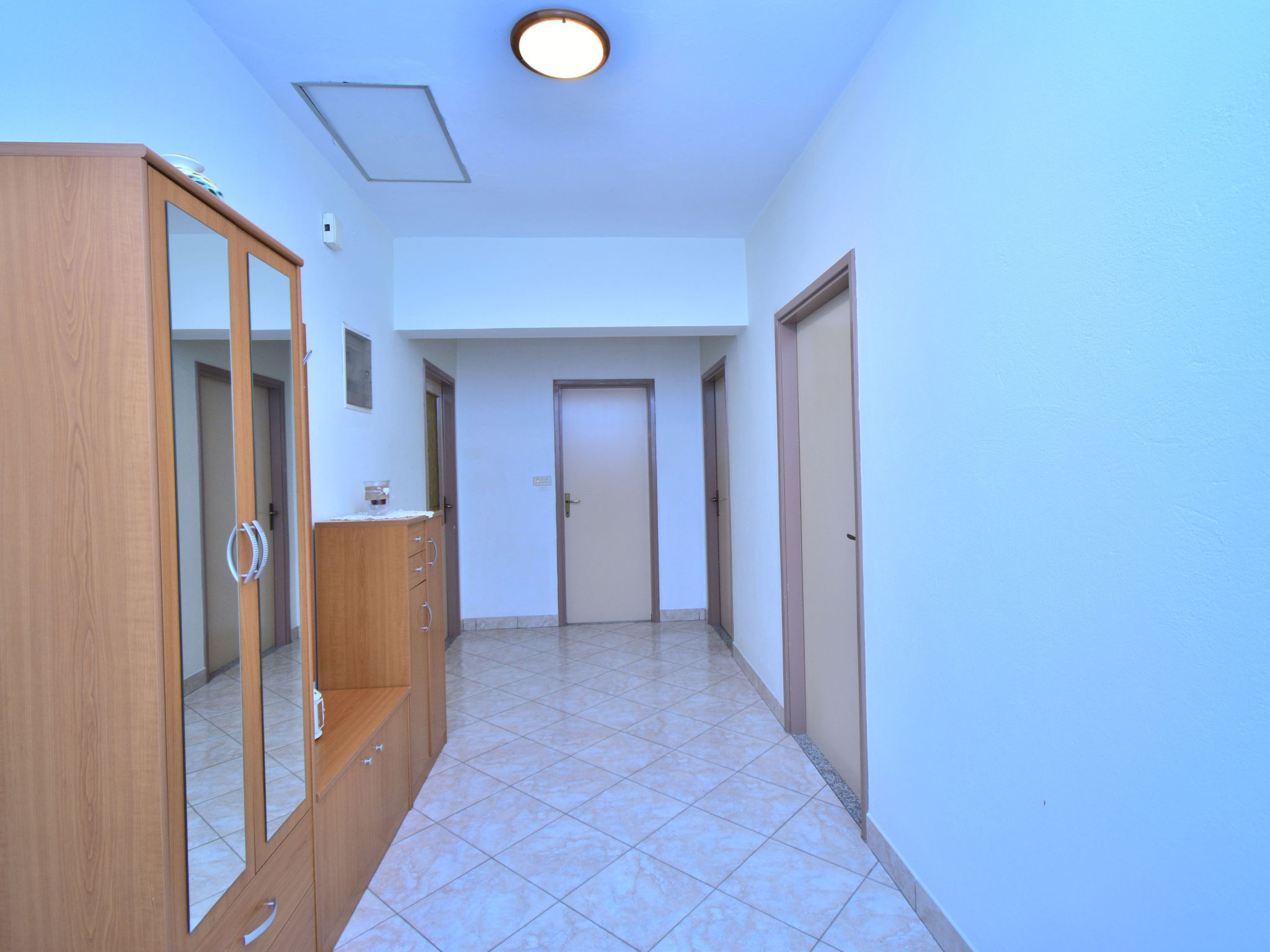 Holiday Home Dinko with pool - Binnen