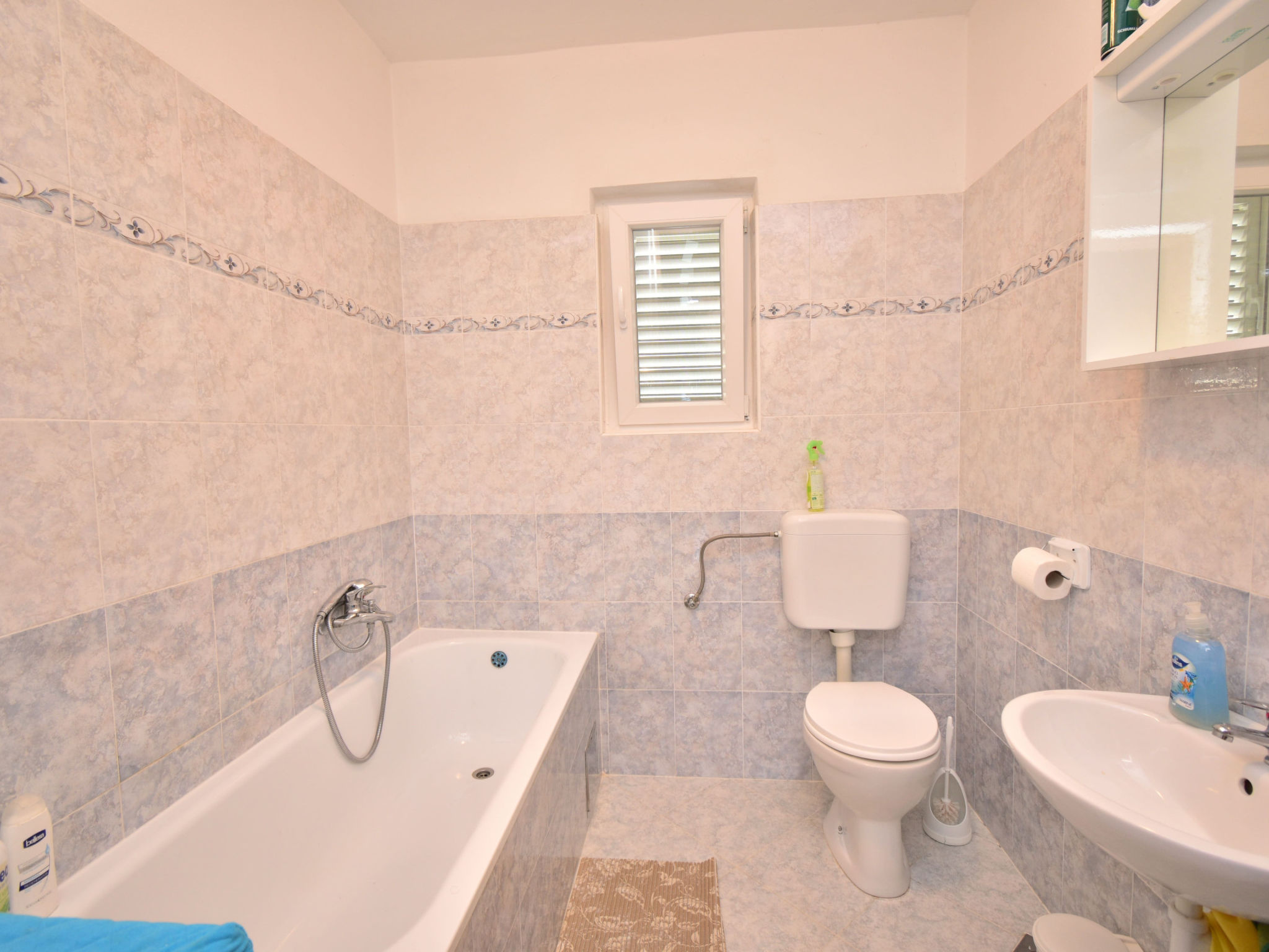Holiday Home Dinko with pool - Binnen
