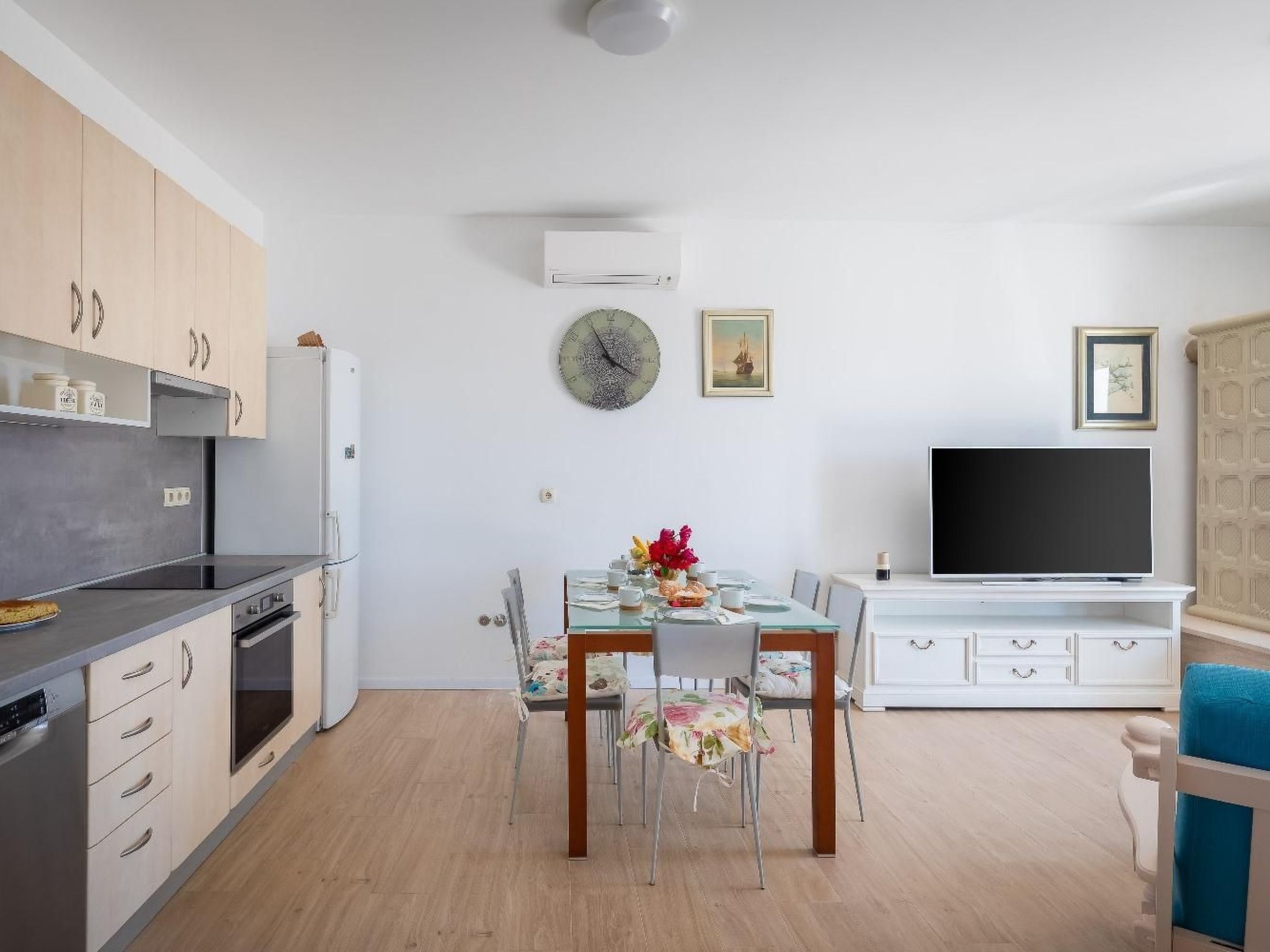 Rustikale Ferienvilla Pomalo-Inside