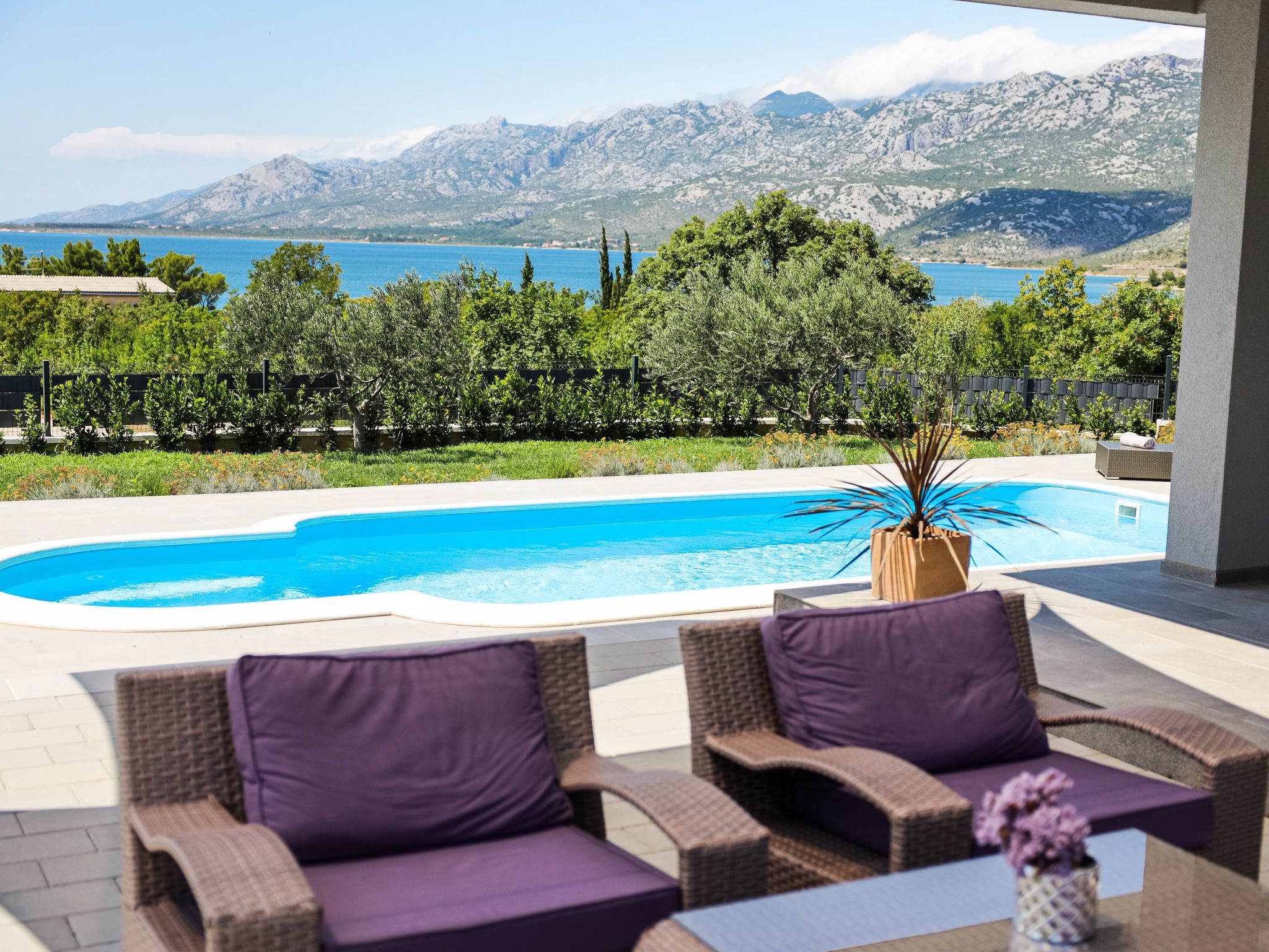 Vakantiehuis met privé zwembad in Rovanjska (Kroatië) voor 6 personen