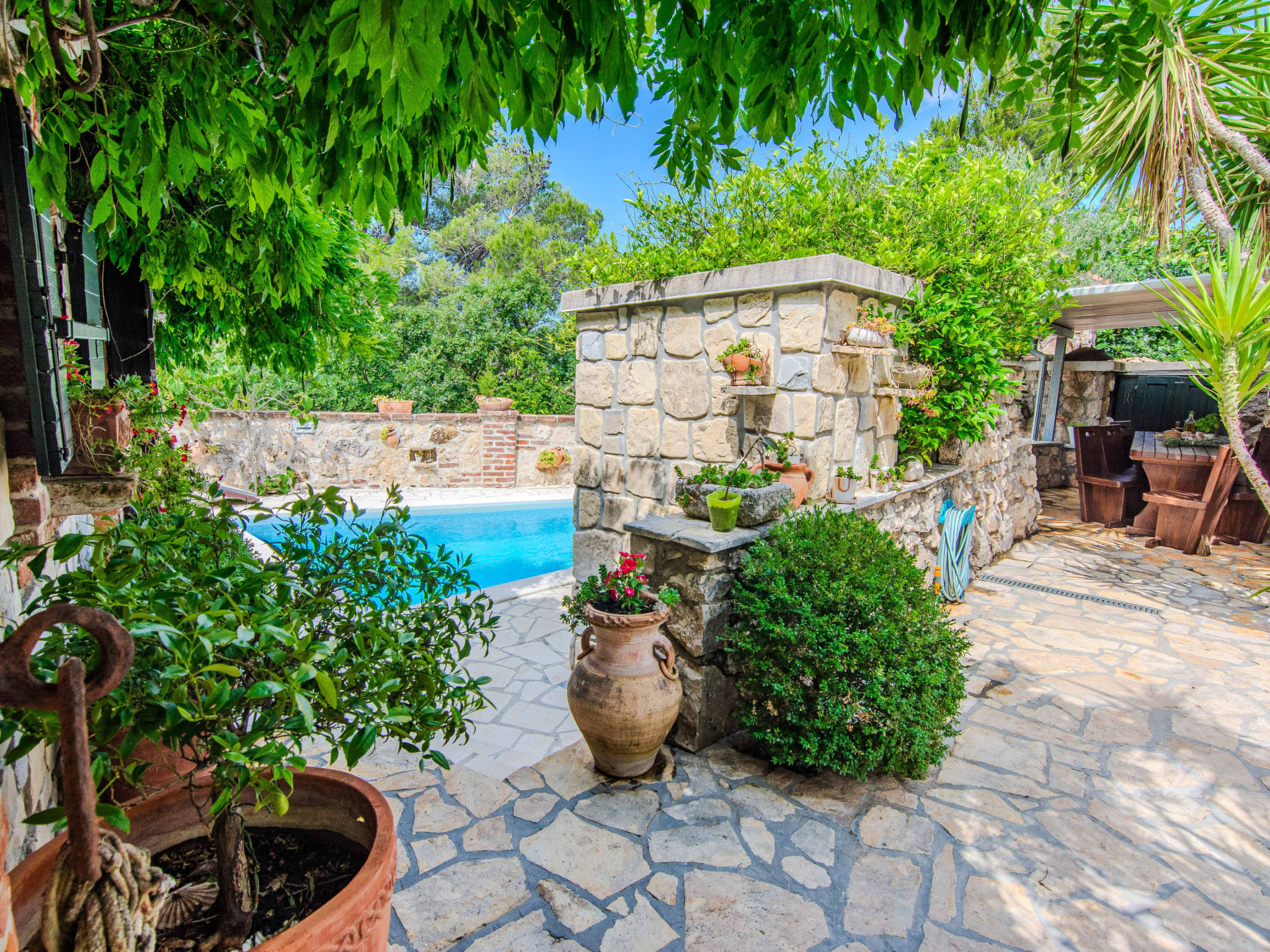 Rustical Villa Verde with pool