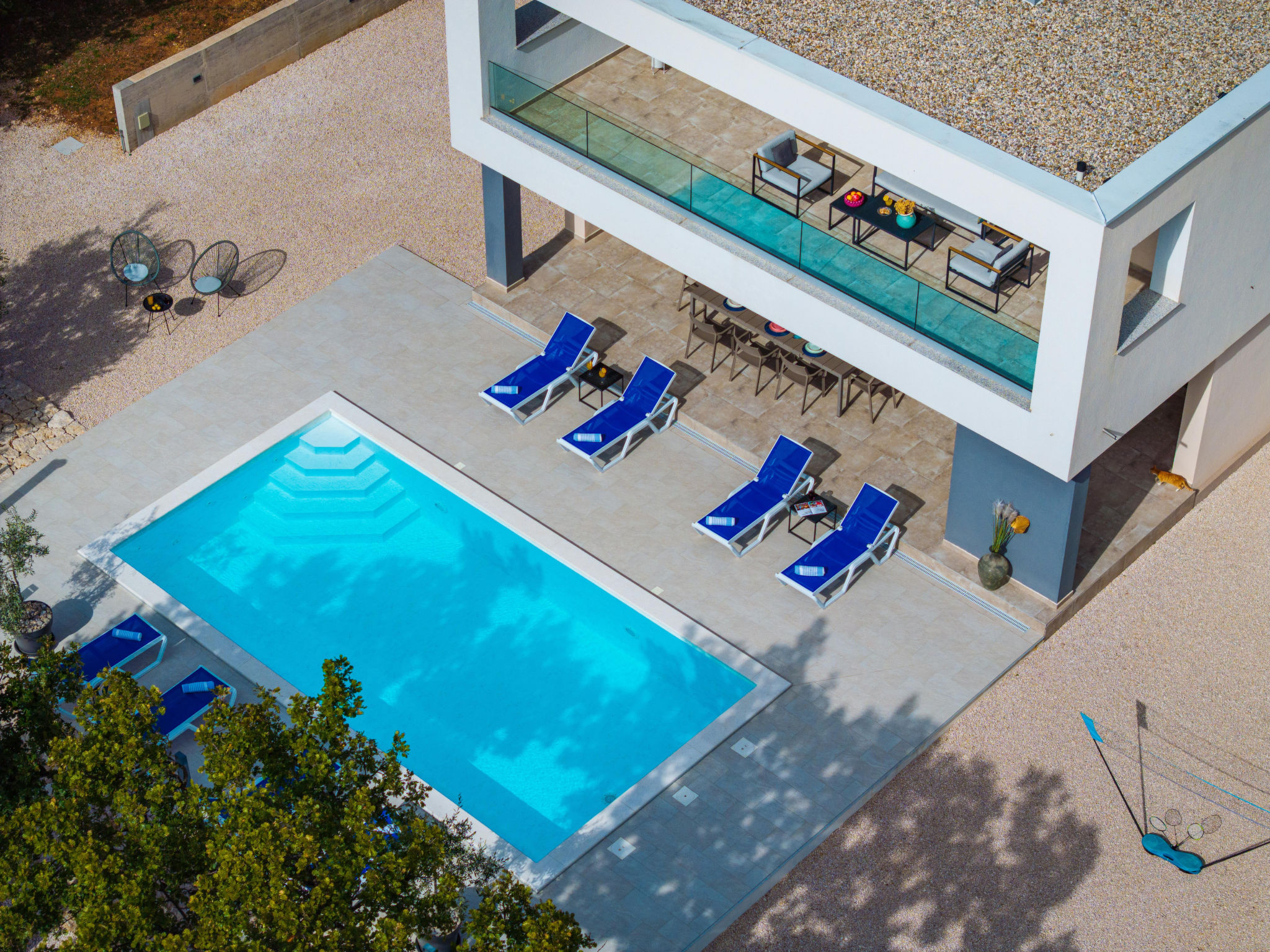 Seaview Villa Deep Green with pool