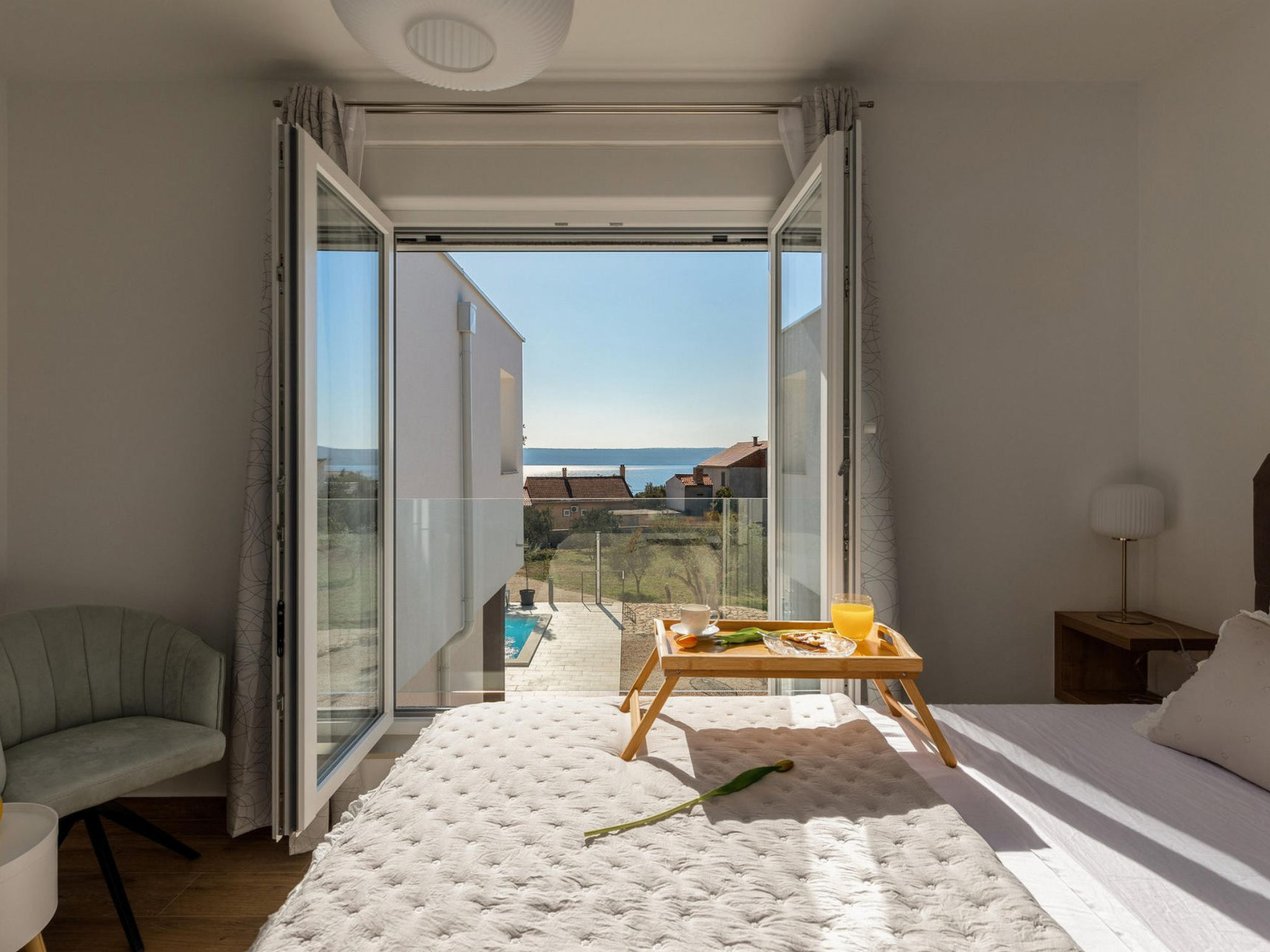 Seaview Villa Deep Green with pool