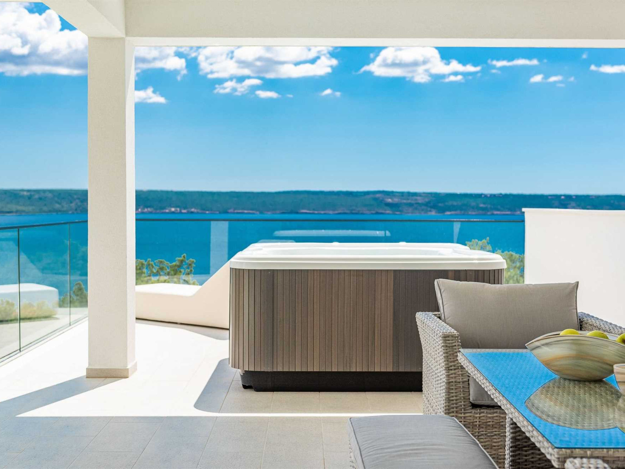 Luxury Villa Michele with infinity pool
